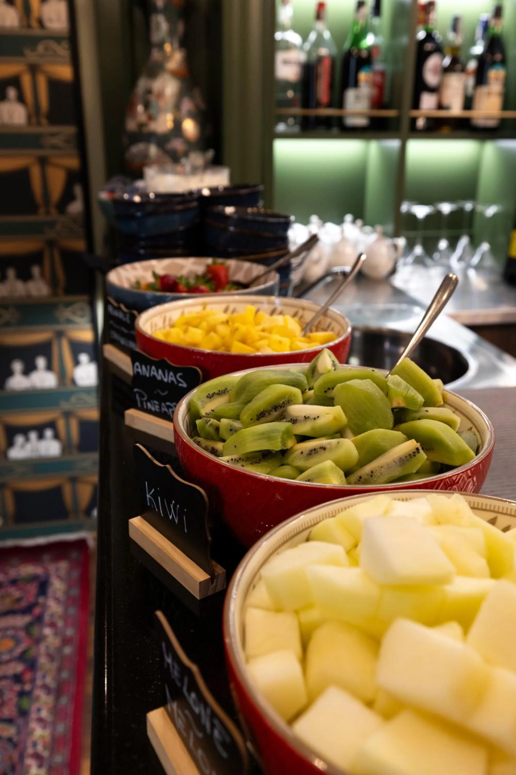 Food and drinks in Hotel CHC Torino Castello