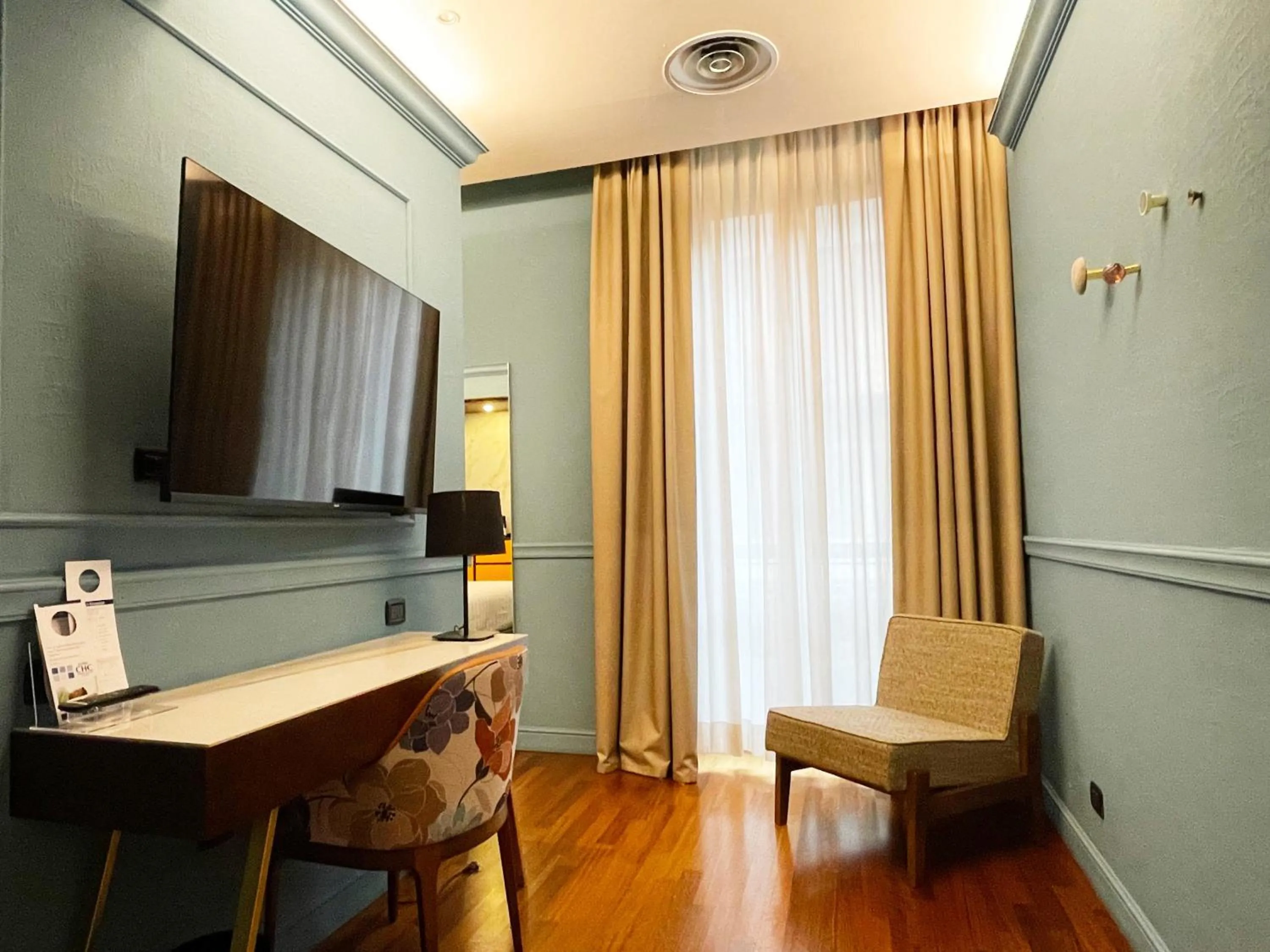 Bedroom in Hotel CHC Torino Castello