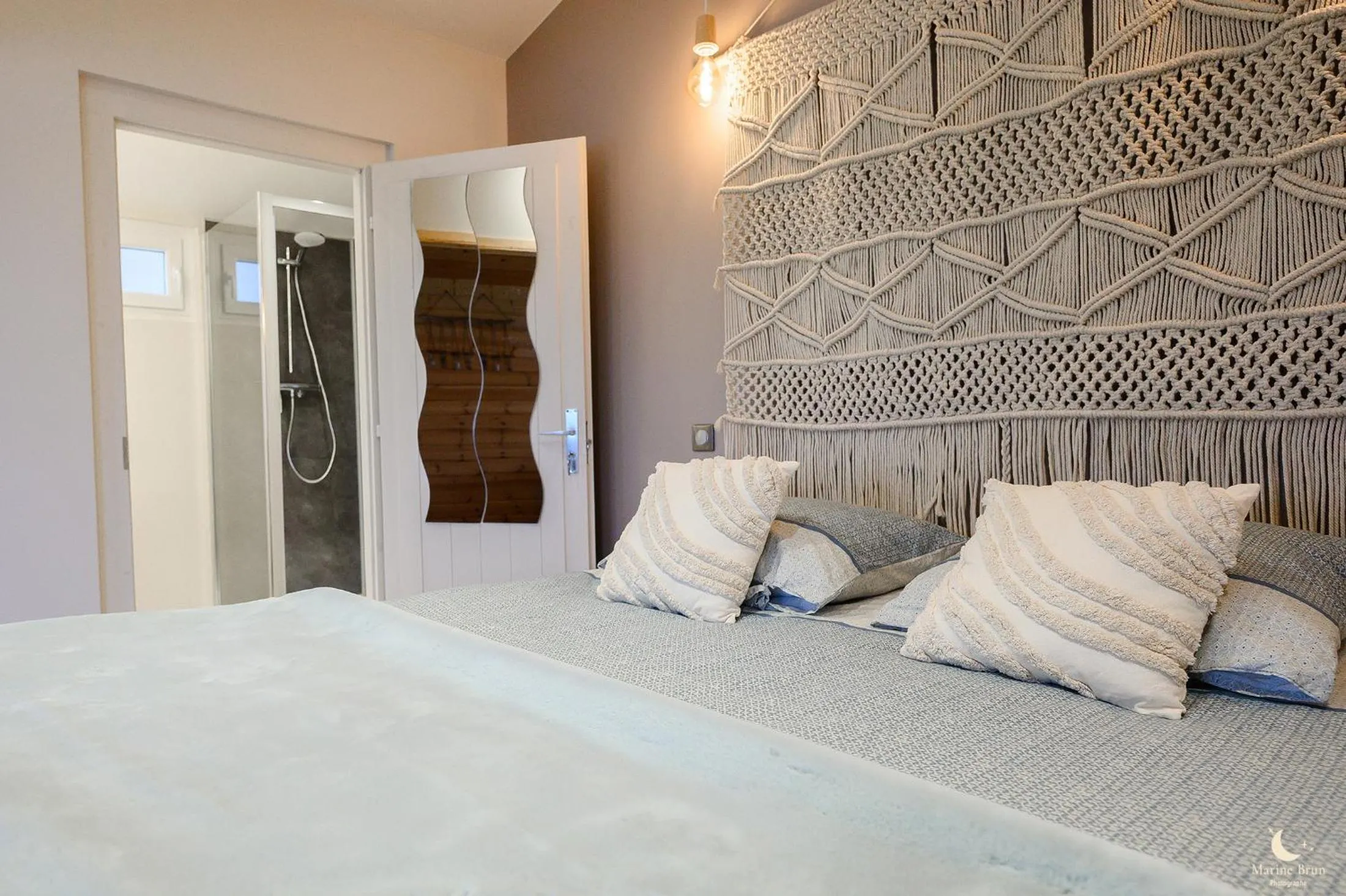 Bedroom in Les Pins Perdus