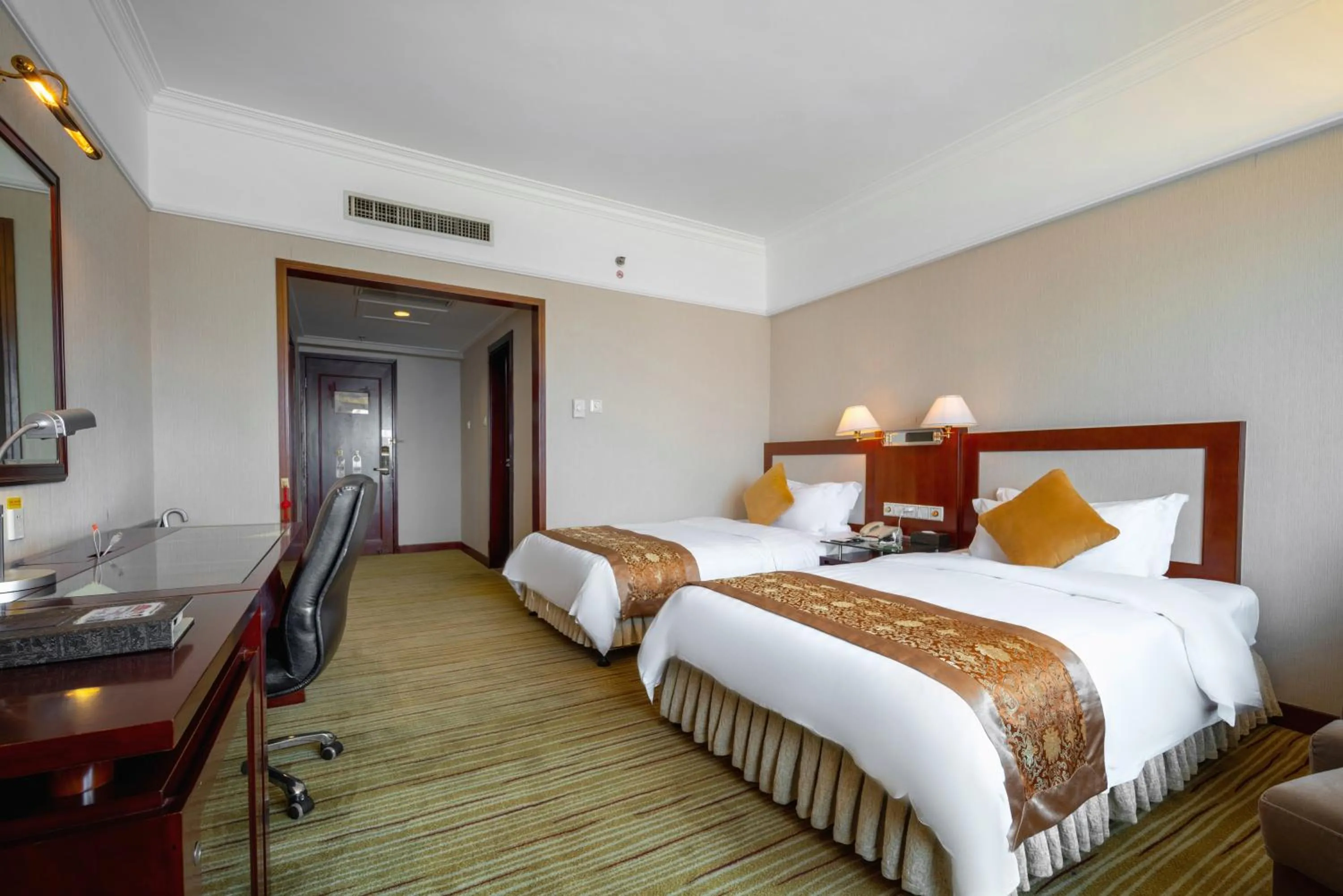 Photo of the whole room in Sunshine Holiday Hotel Fuzhou