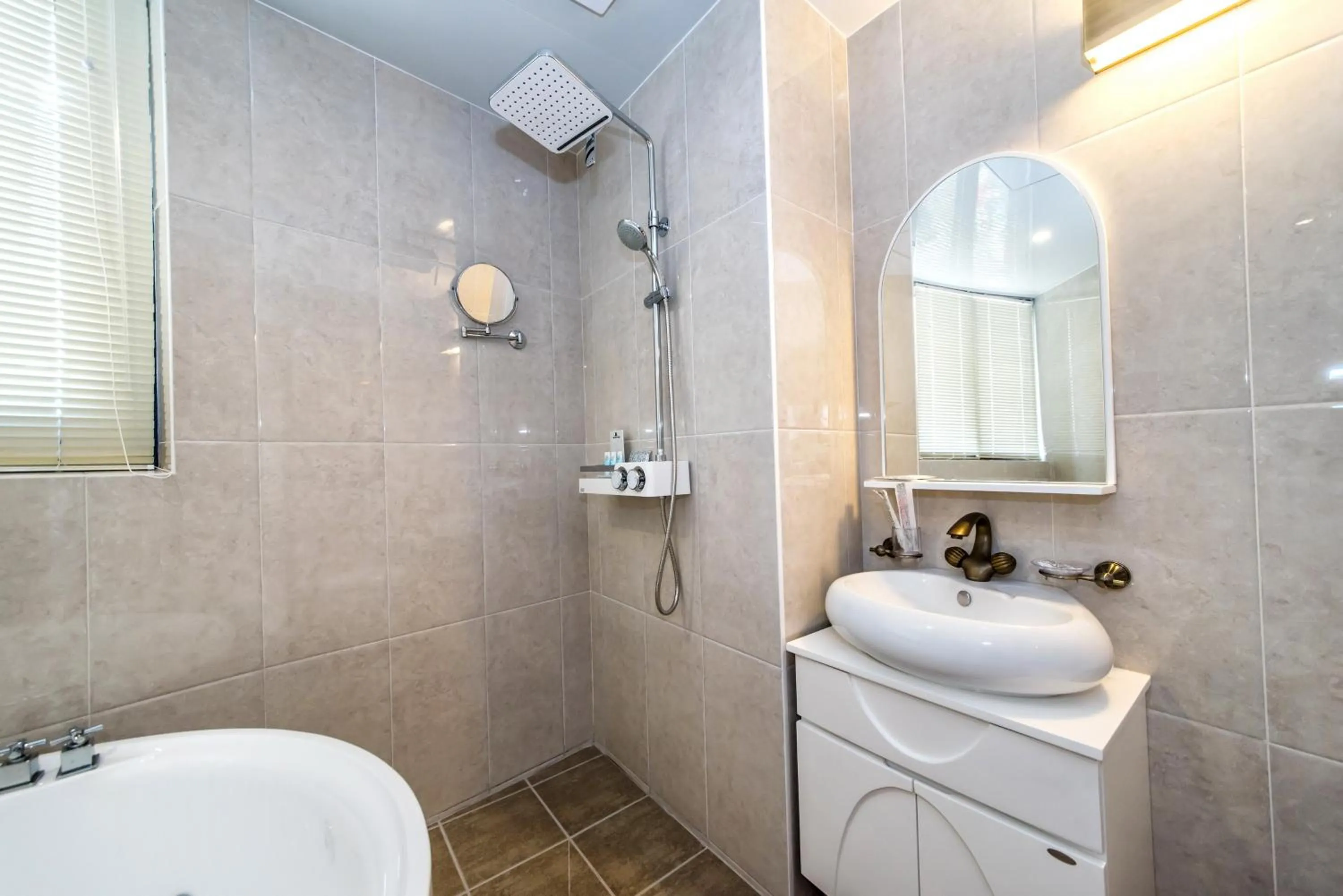 Bathroom in BK Hotel Jeju