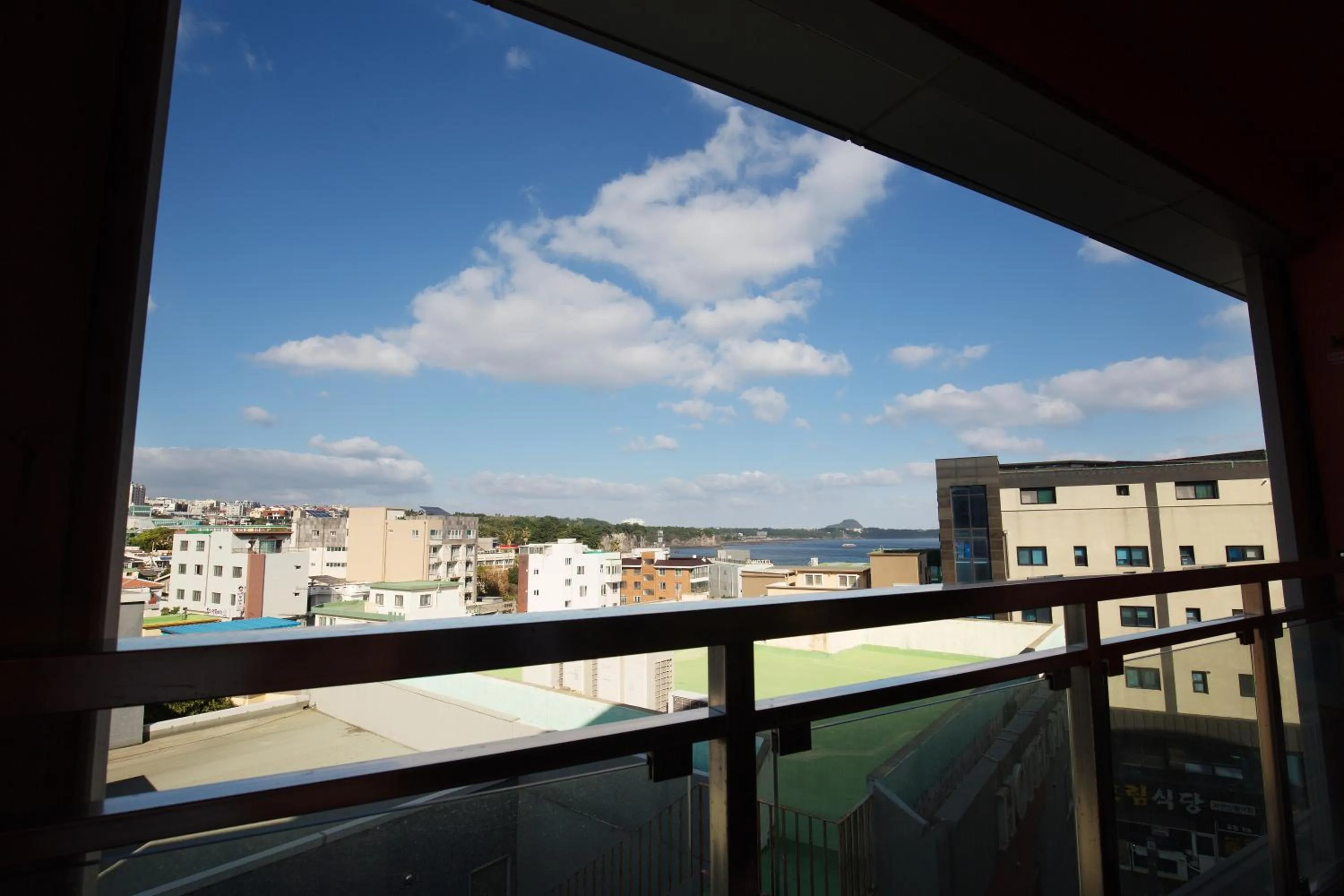 Neighbourhood in BK Hotel Jeju