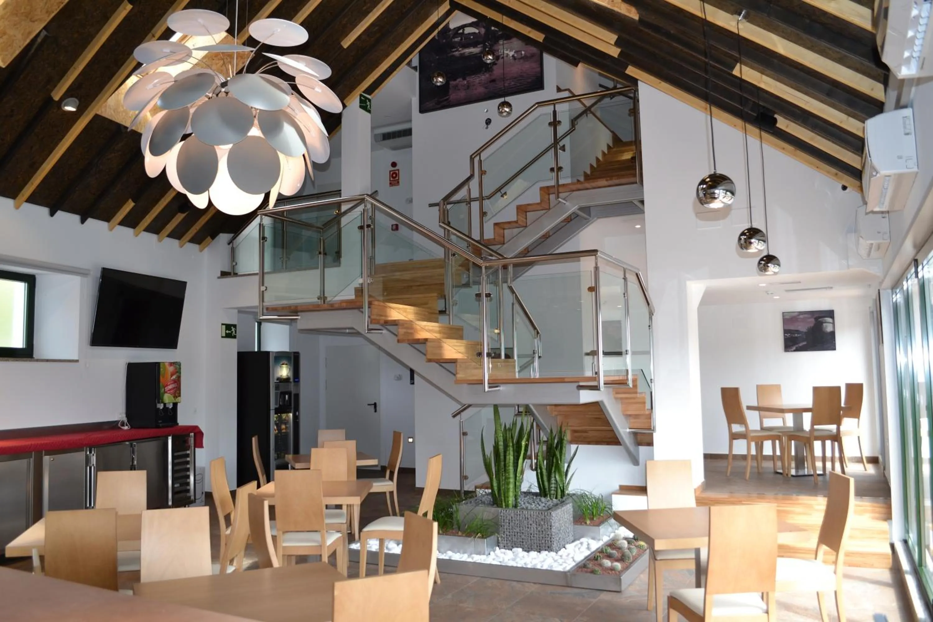 Lounge or bar in Hotel Ferramenteiro de Portomarin