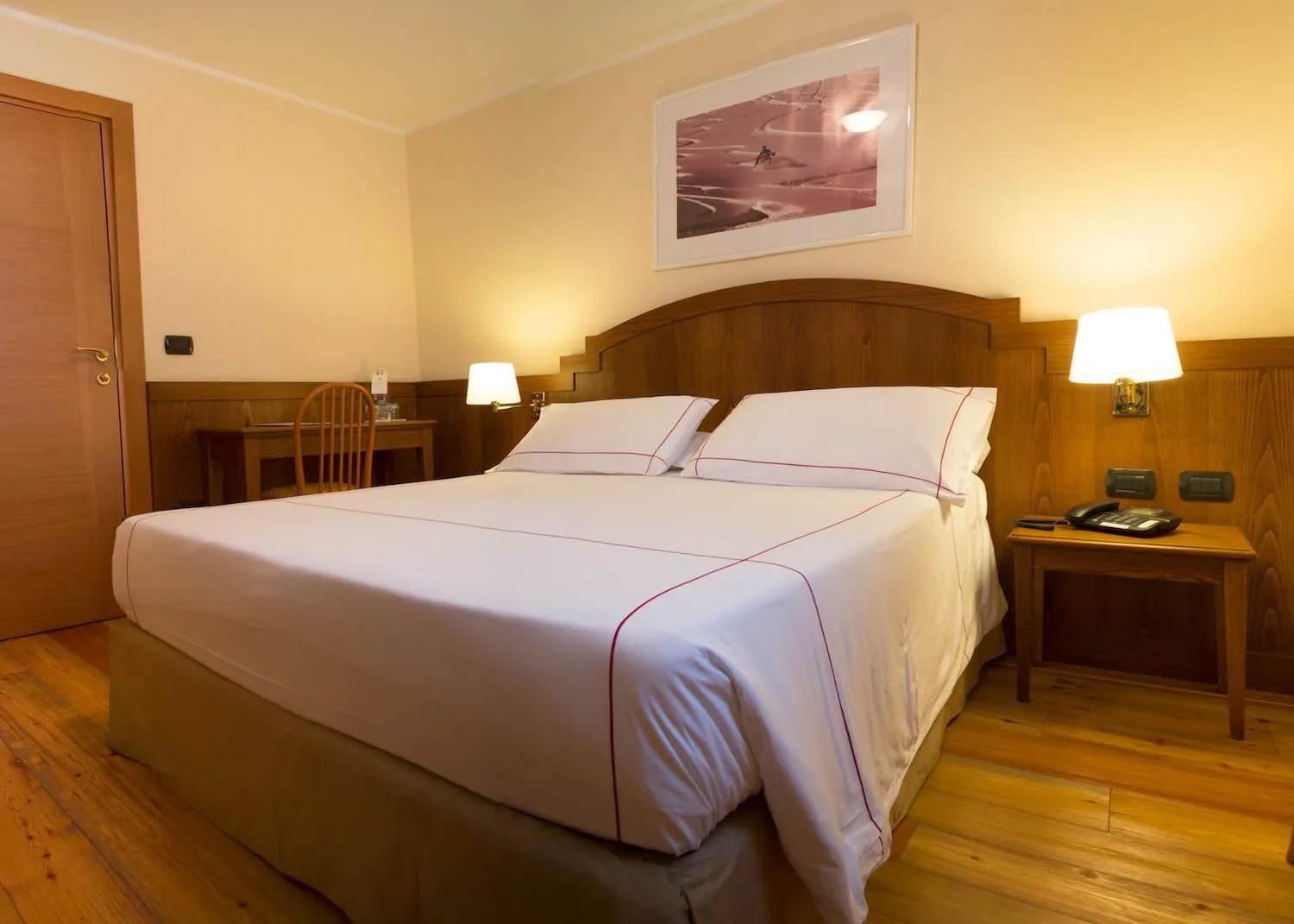 Bed in Cresta Et Duc Hotel