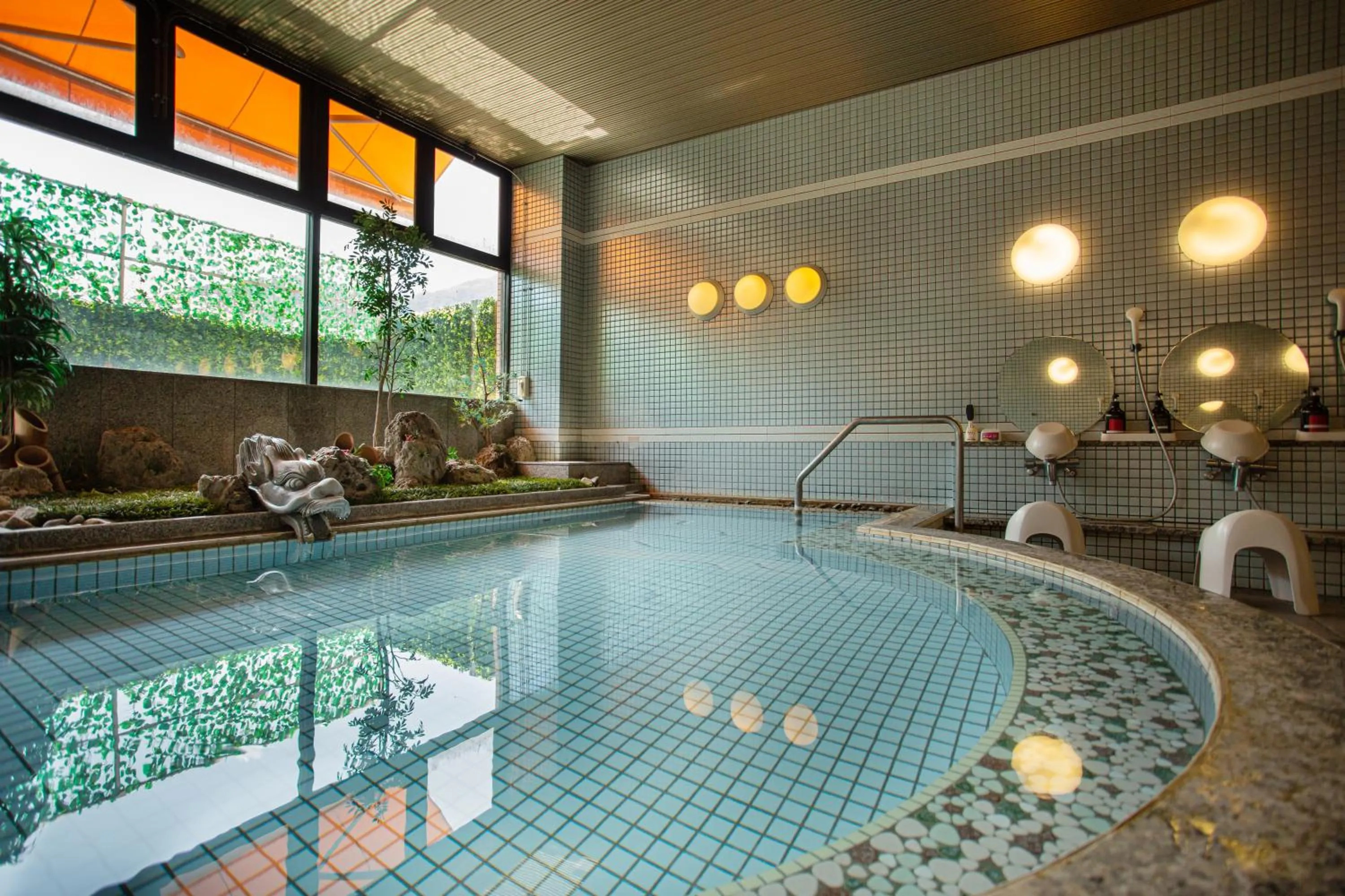 Public Bath in Hotel Second Stage