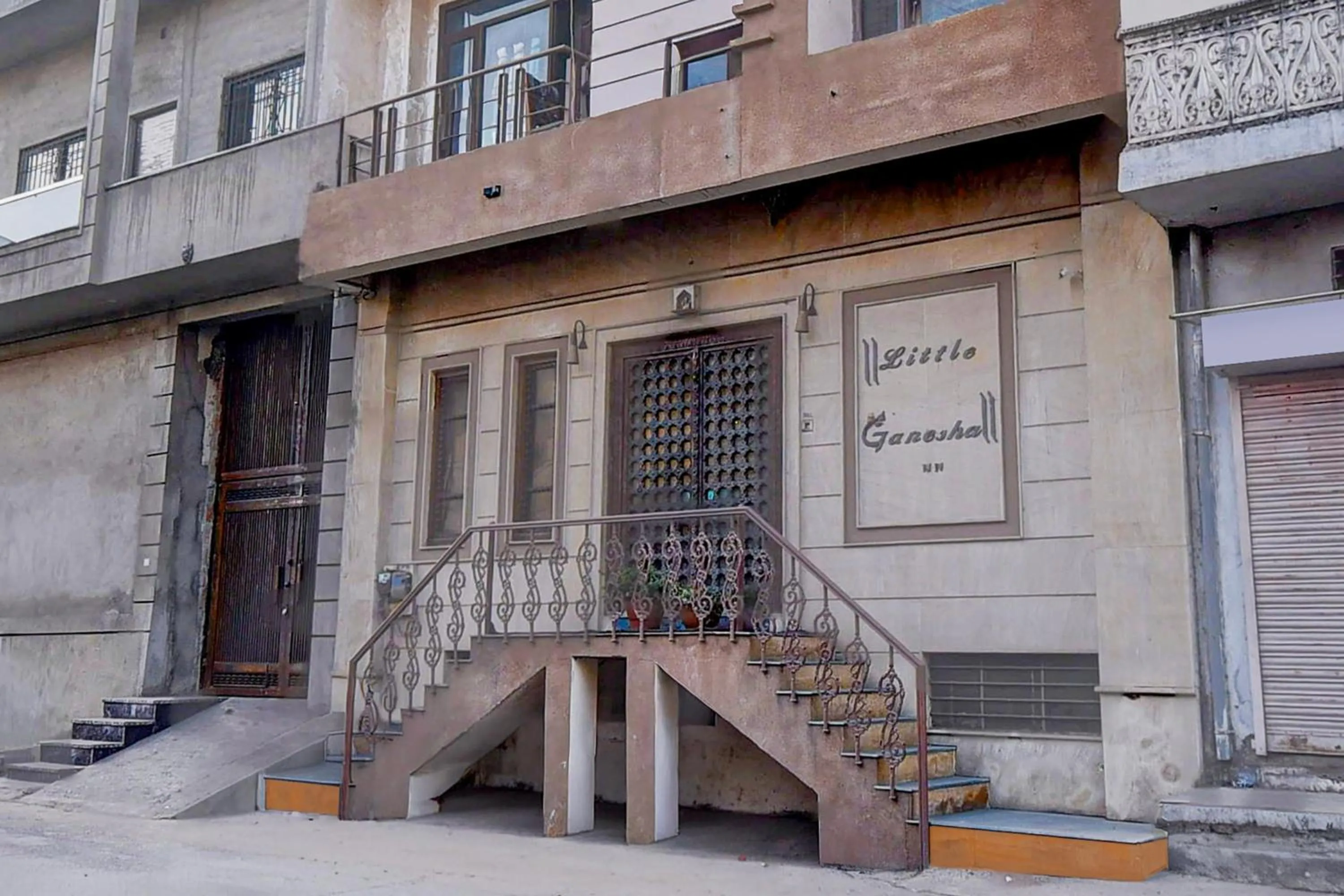 Facade/entrance in Collection O Jal Mahal Jaipur Formerly Little Ganesha Inn