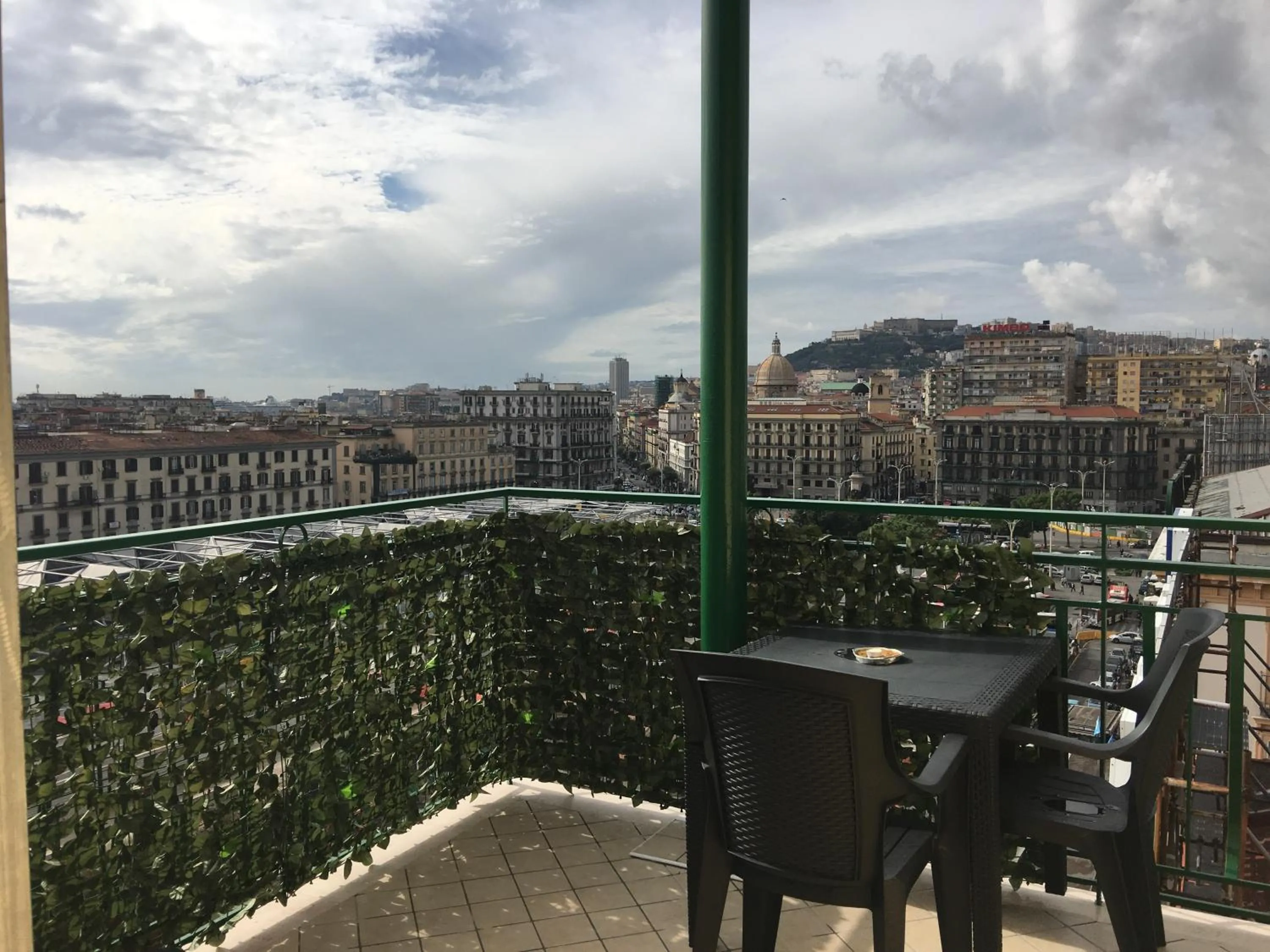 Day in Top Floor Rentrooms Napoli