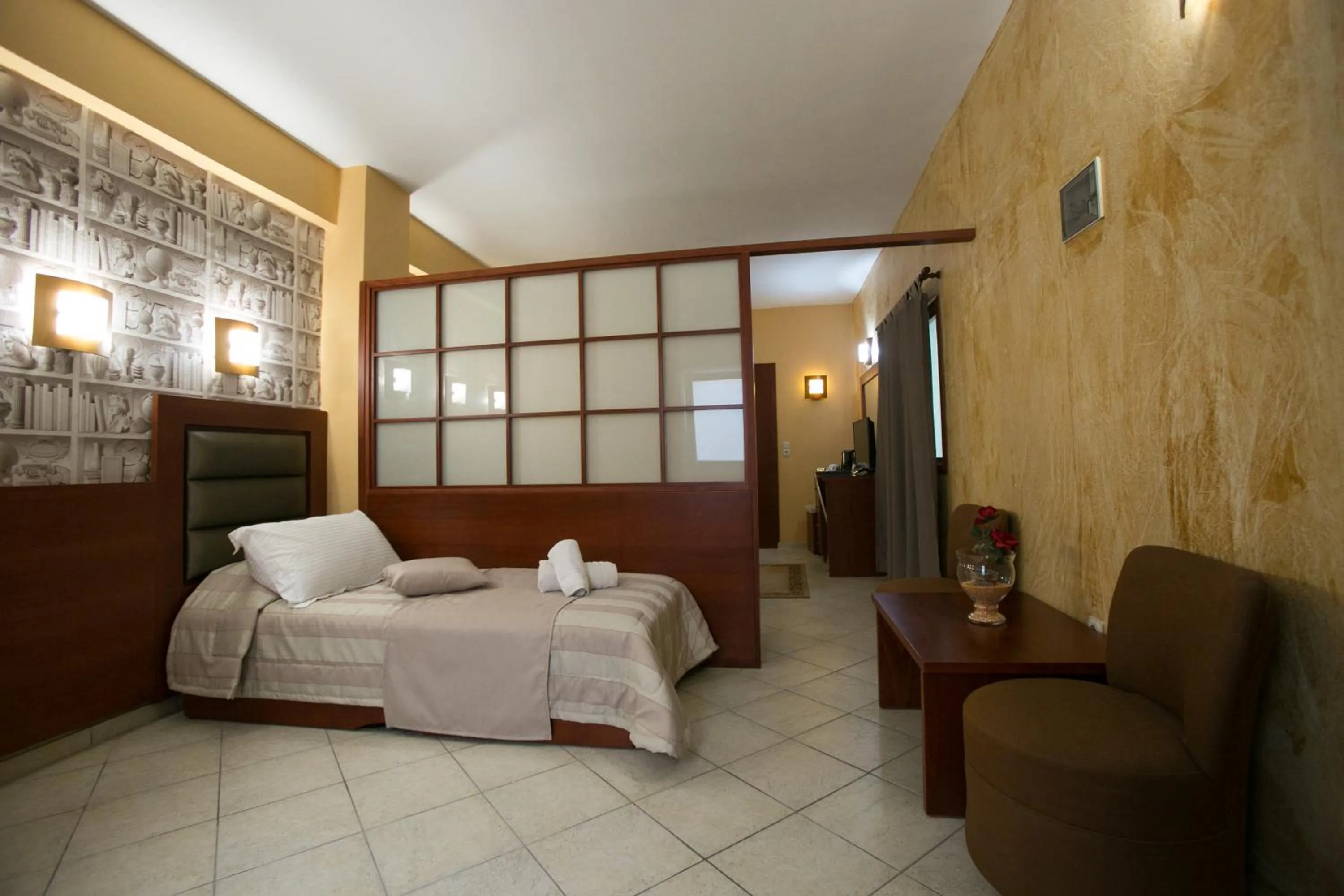 Bed in City Life Port Hotel