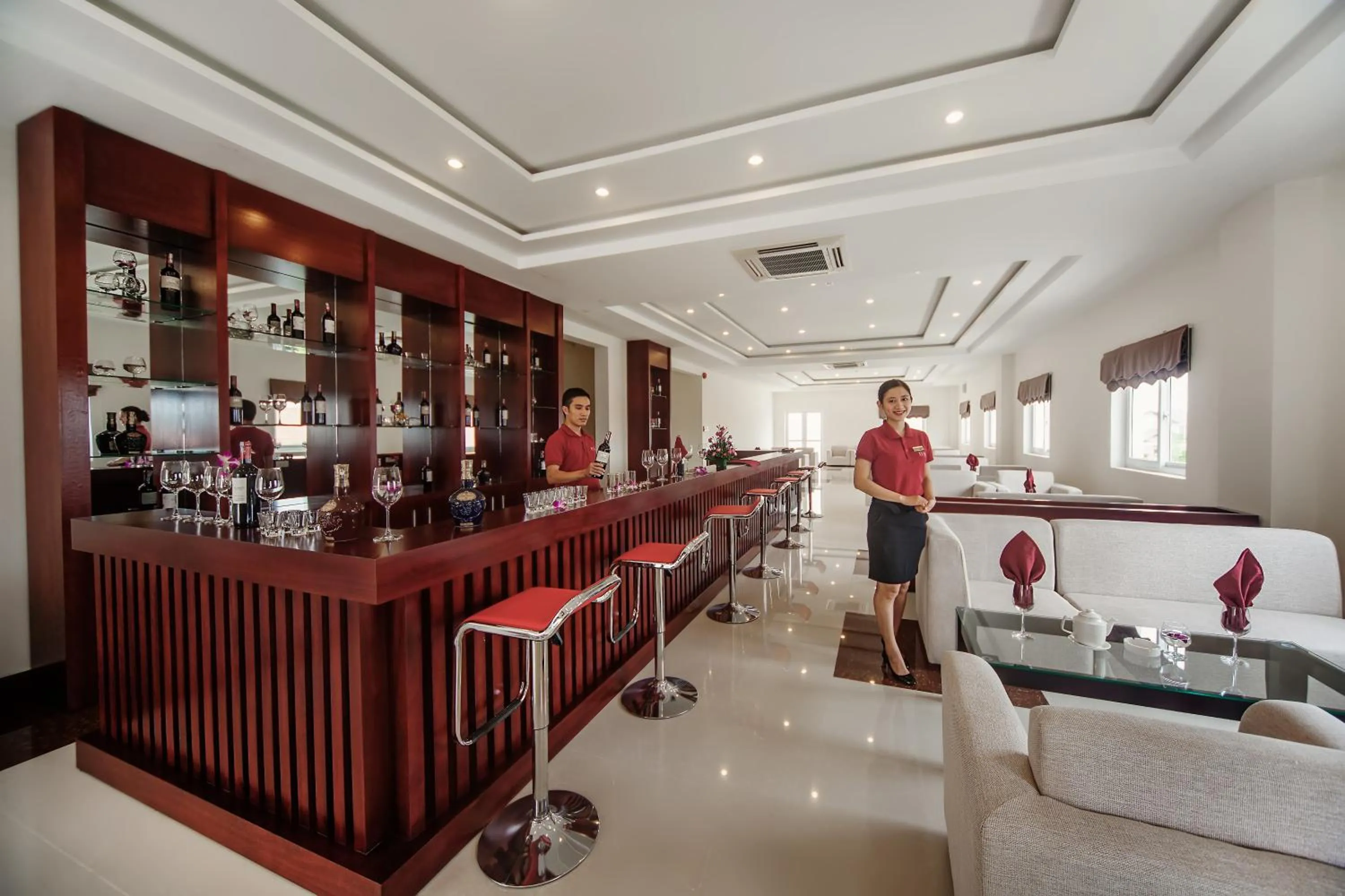 Lounge or bar in Ban Thach Riverside Hotel & Resort