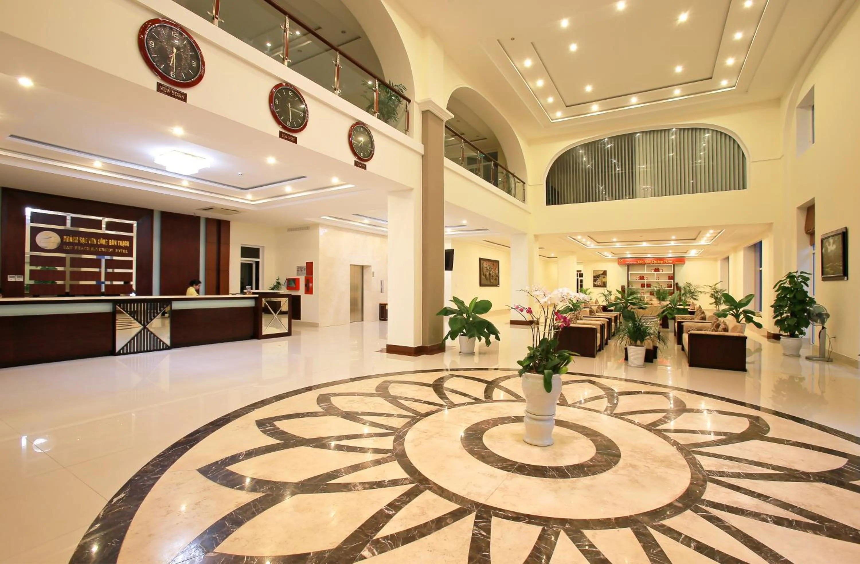 Lobby or reception in Ban Thach Riverside Hotel & Resort