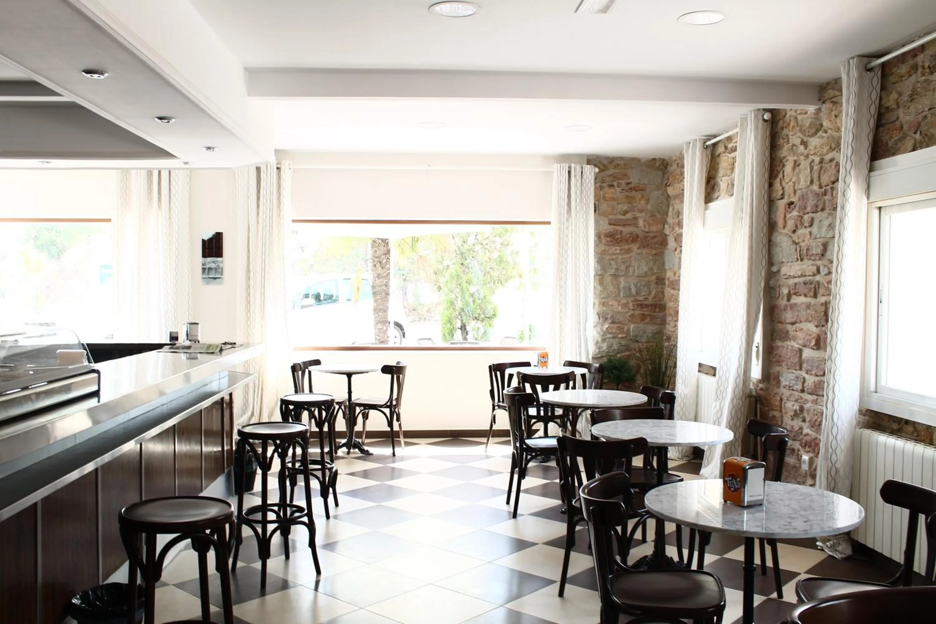 Table tennis in Hostal Landhaus