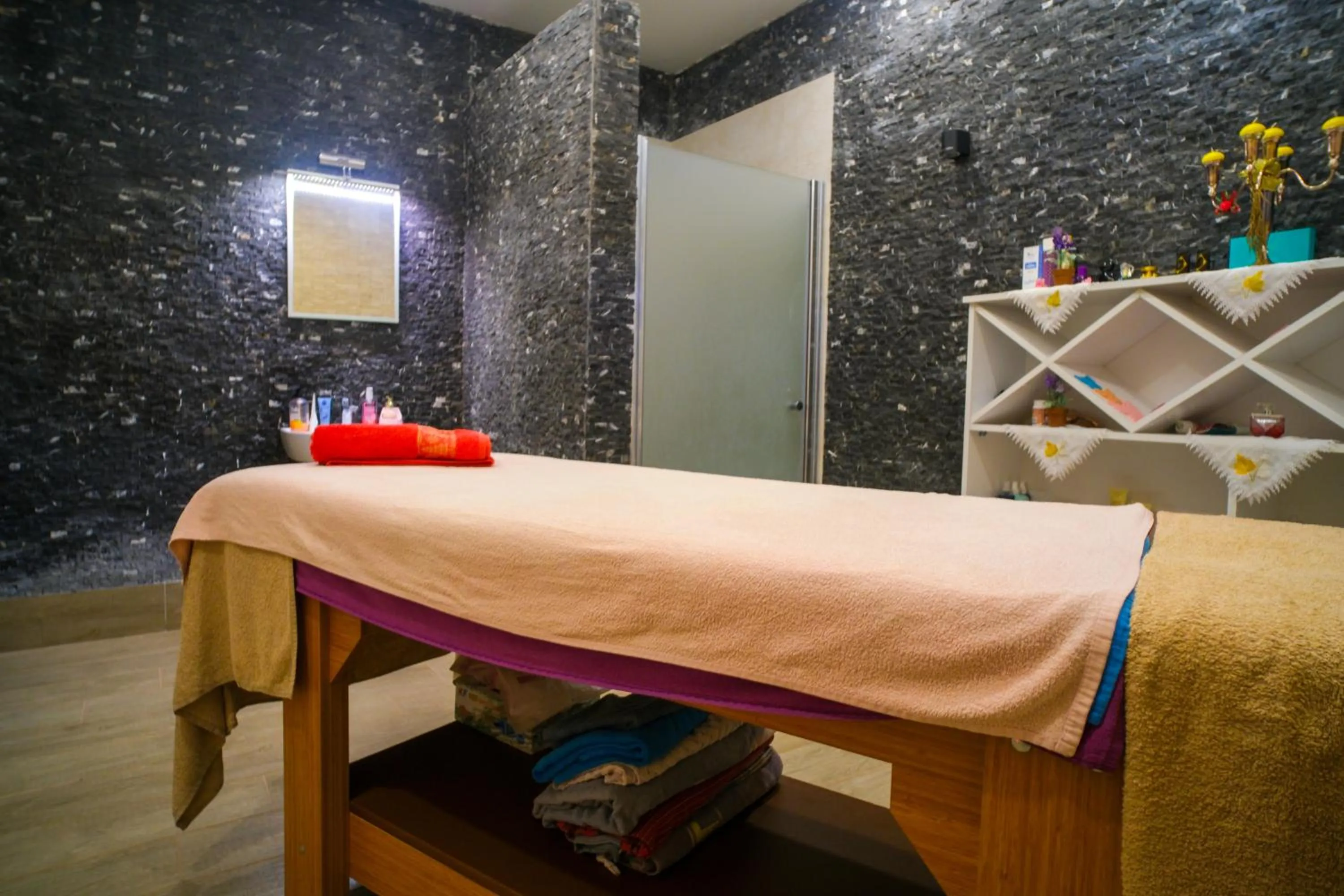 Property building in Graf Victor Apart Hotel