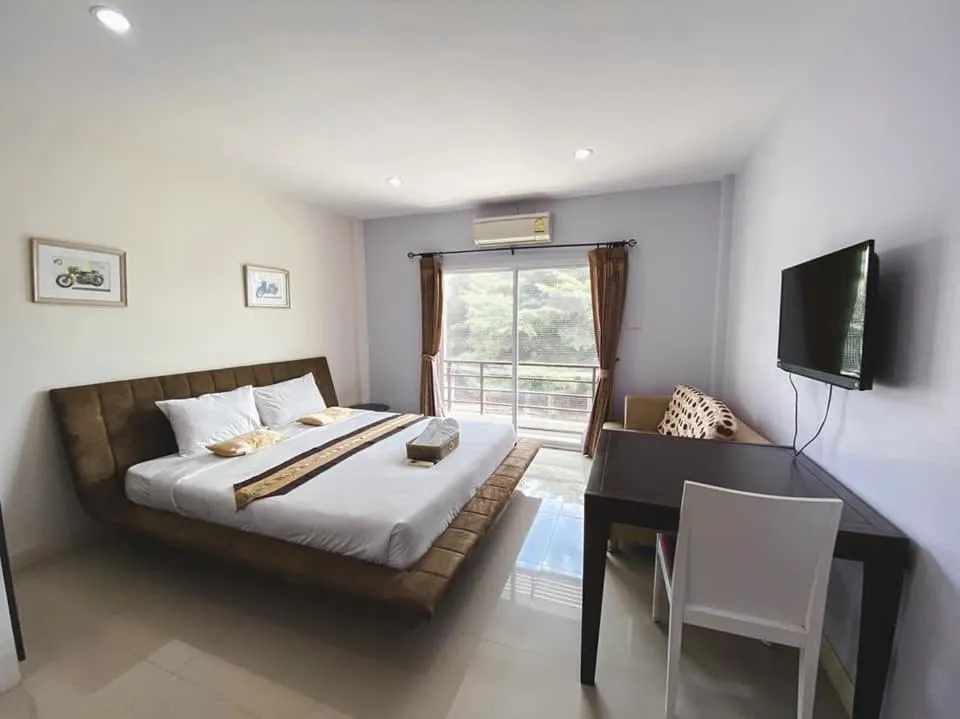 Bed in Privacy Residence Lopburi