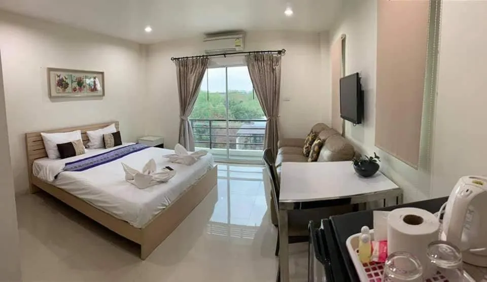Bed in Privacy Residence Lopburi