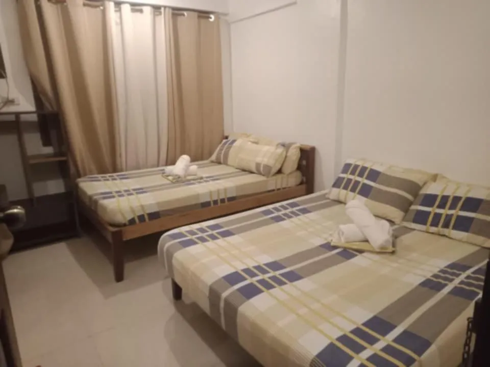 Bed in Victoria Beach House