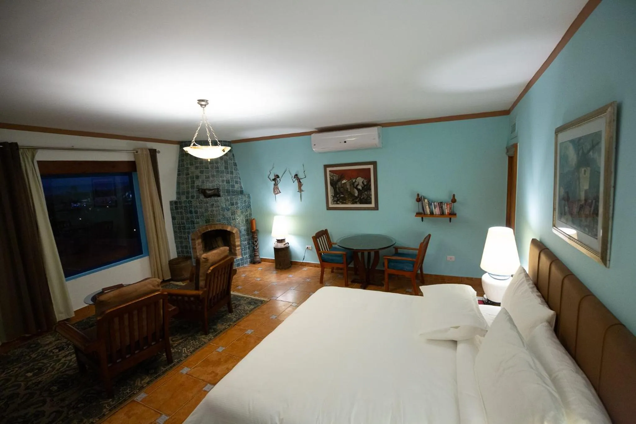 Bed in Lazib Inn Resort & Spa