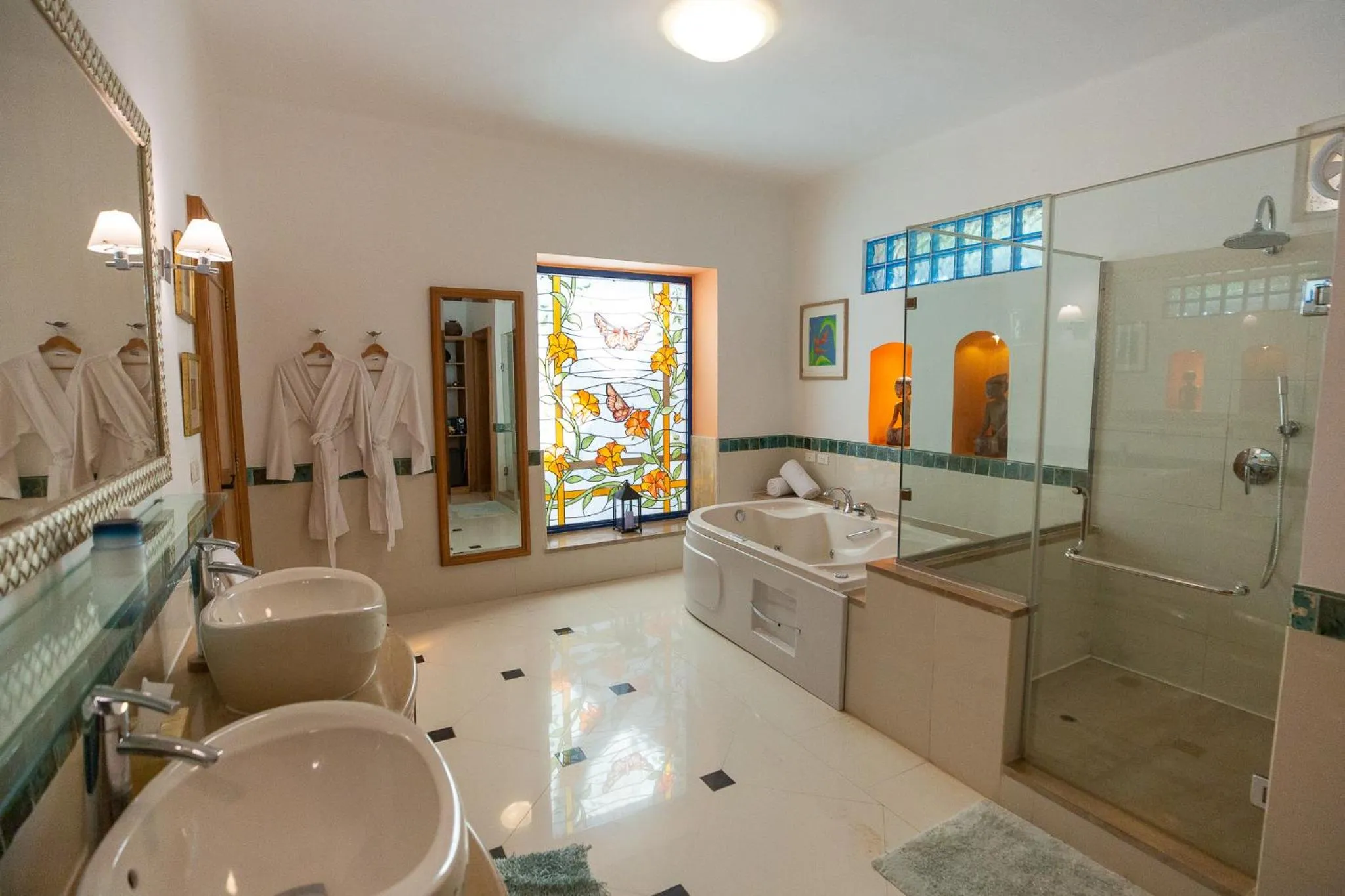 Bathroom in Lazib Inn Resort & Spa