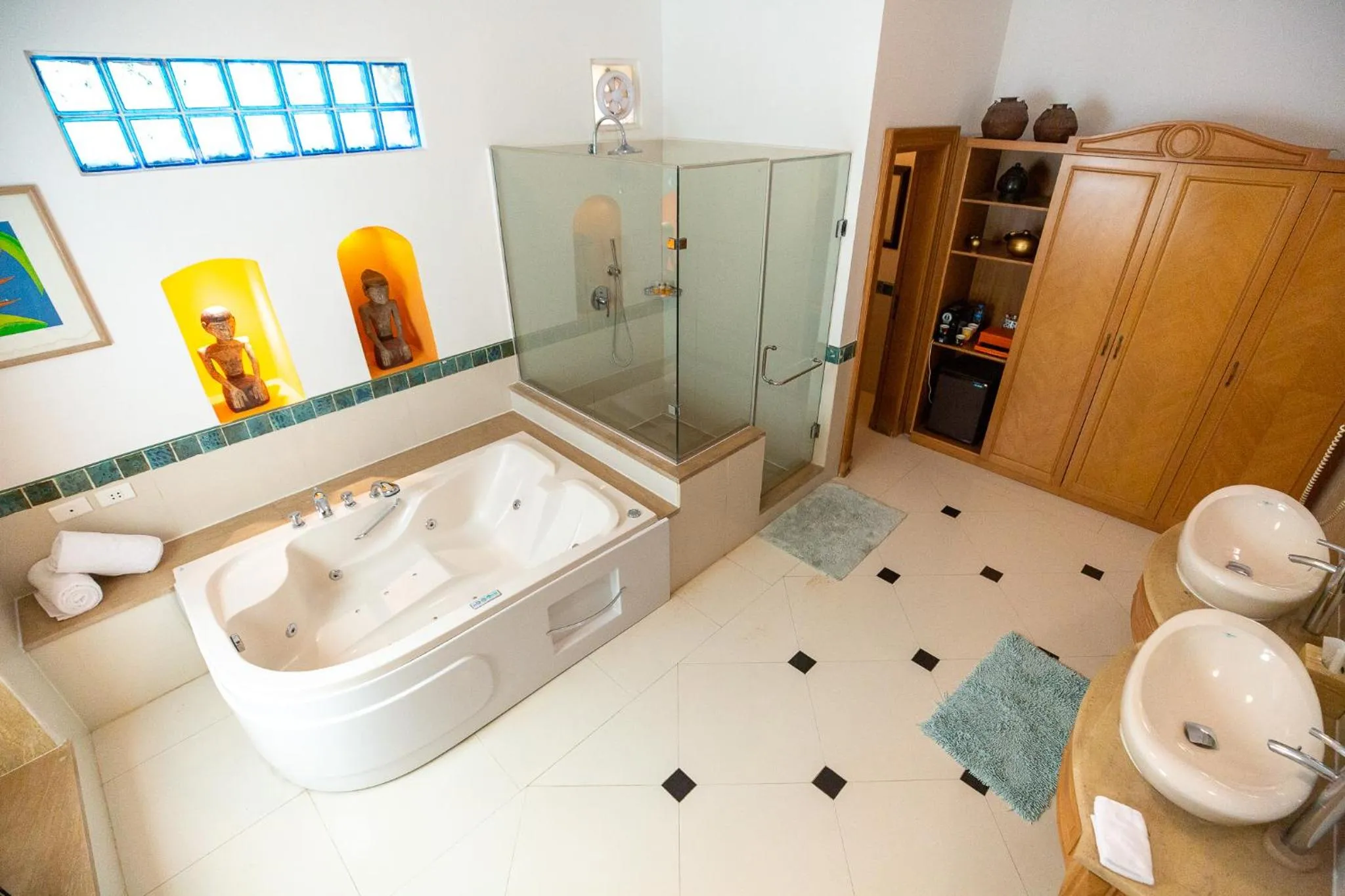 Lazib Inn Resort & Spa