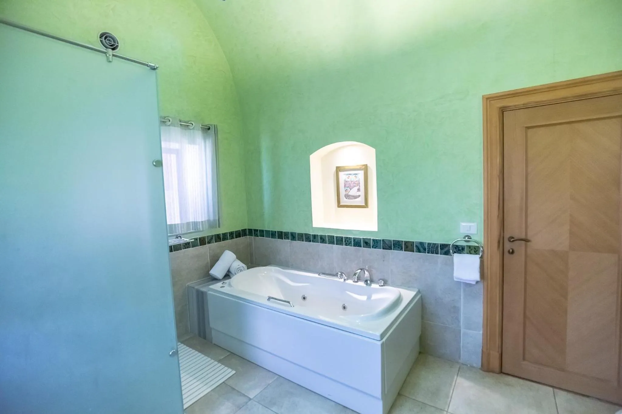 Bed in Lazib Inn Resort & Spa