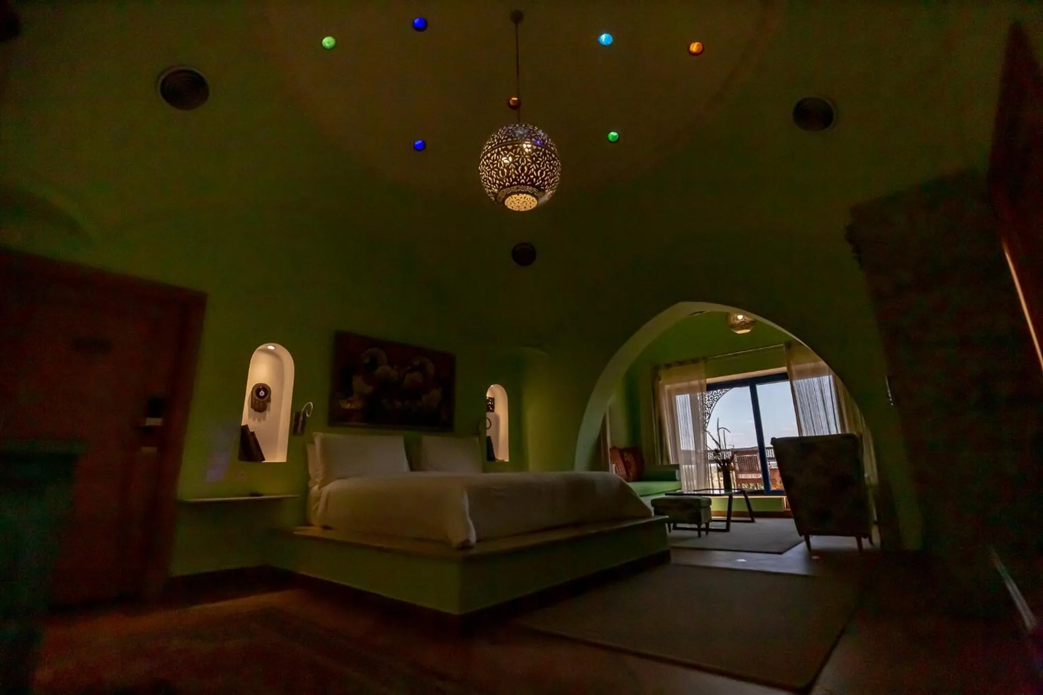 Bed in Lazib Inn Resort & Spa