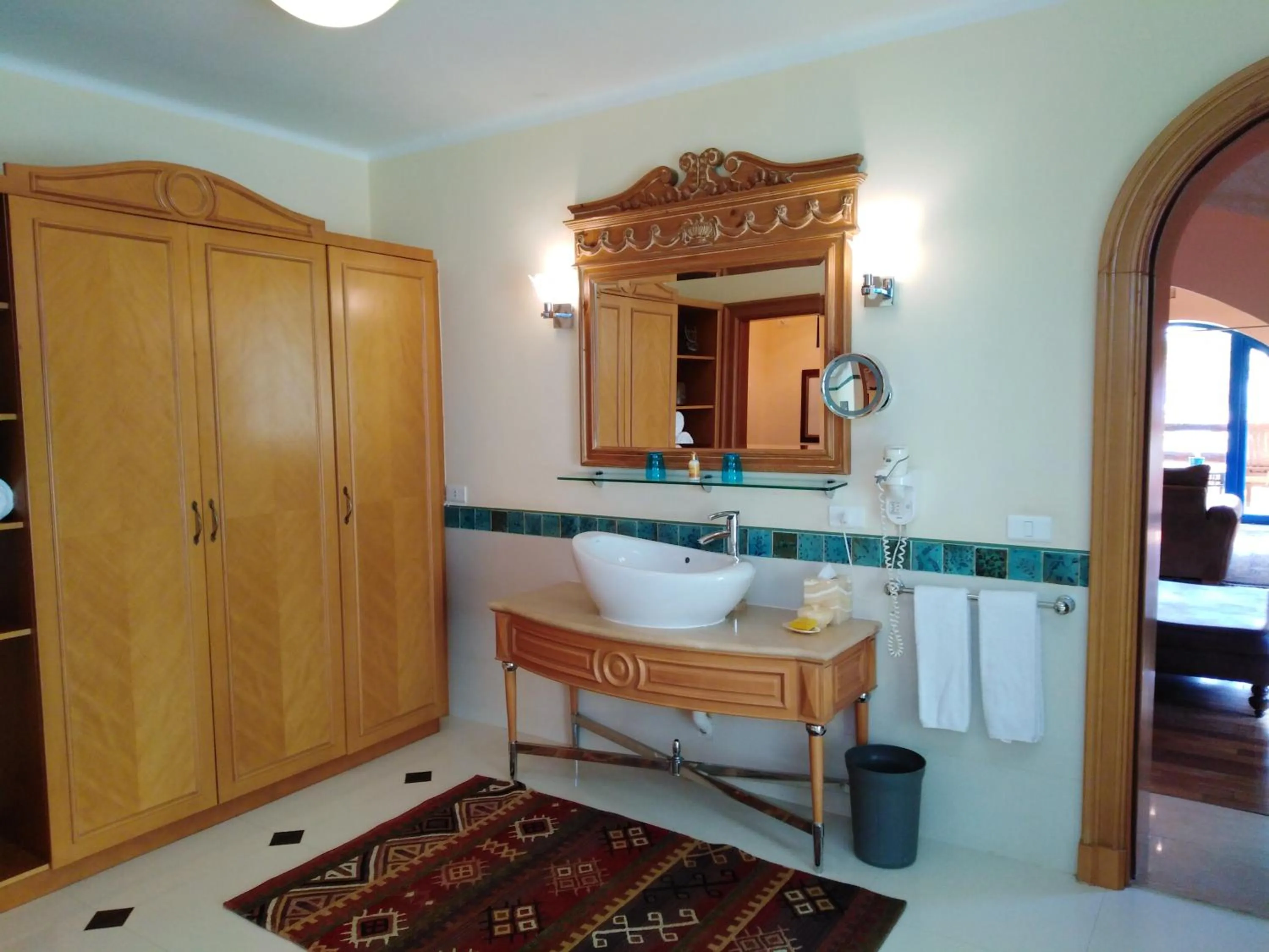 Lazib Inn Resort & Spa