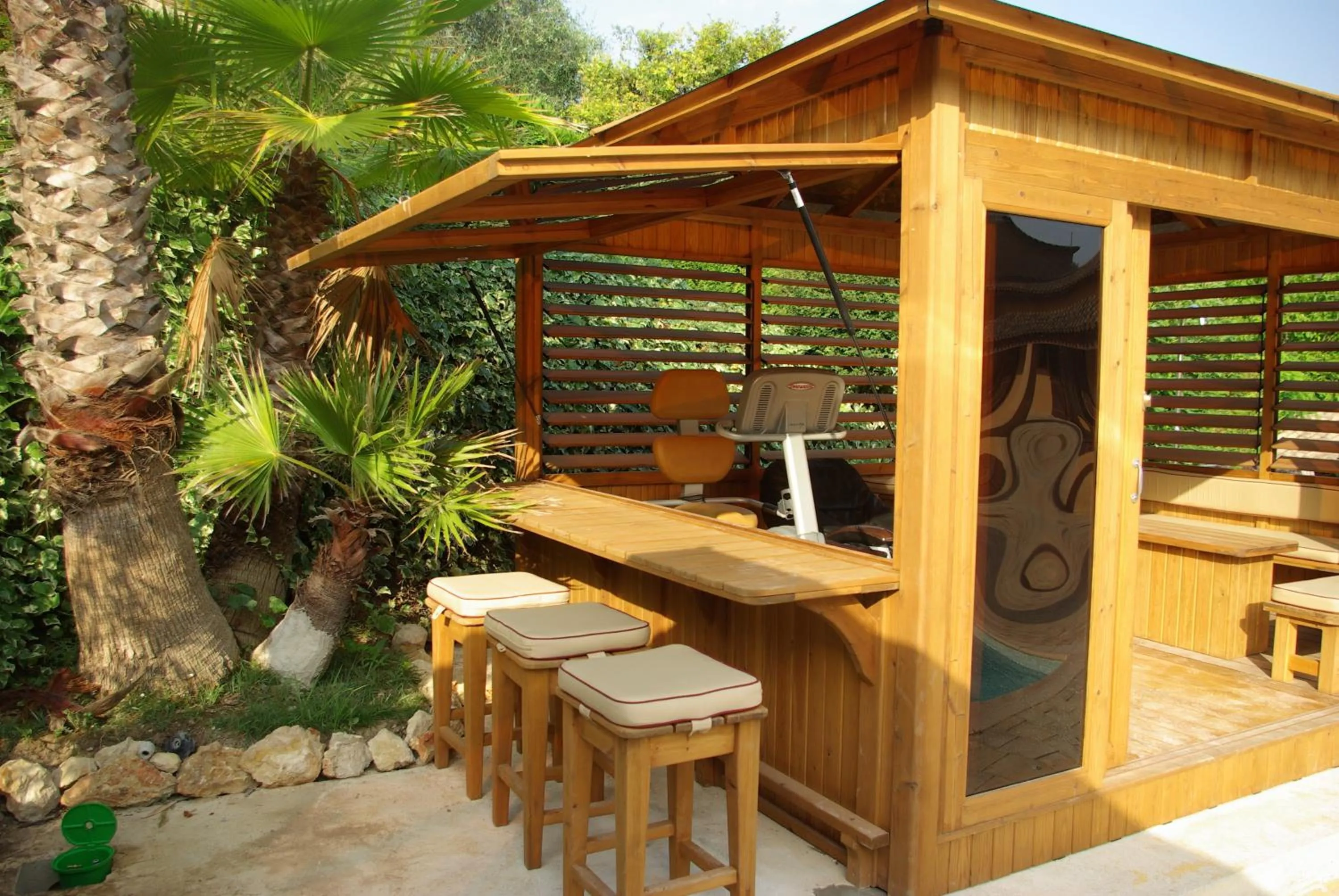 Lounge or bar in Domaine Les Cigales