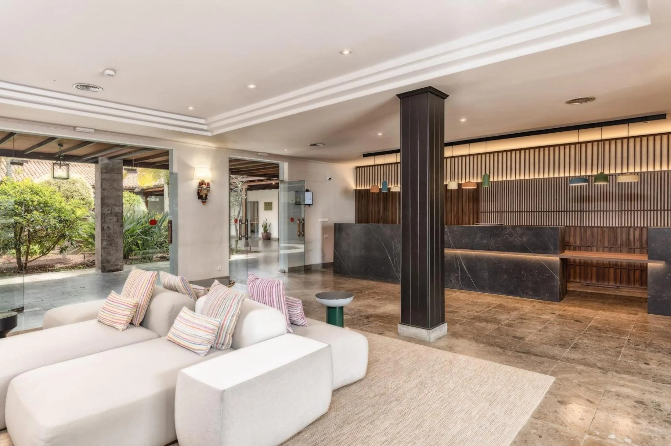 Lobby or reception in Parador de La Palma