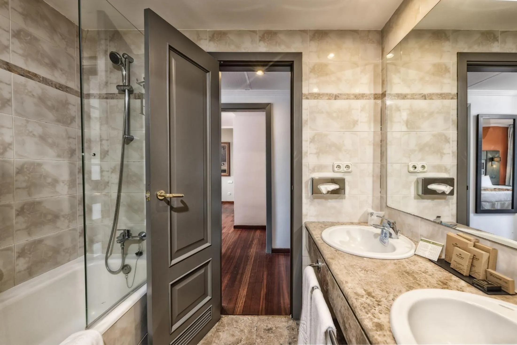 Bathroom in Parador de La Palma