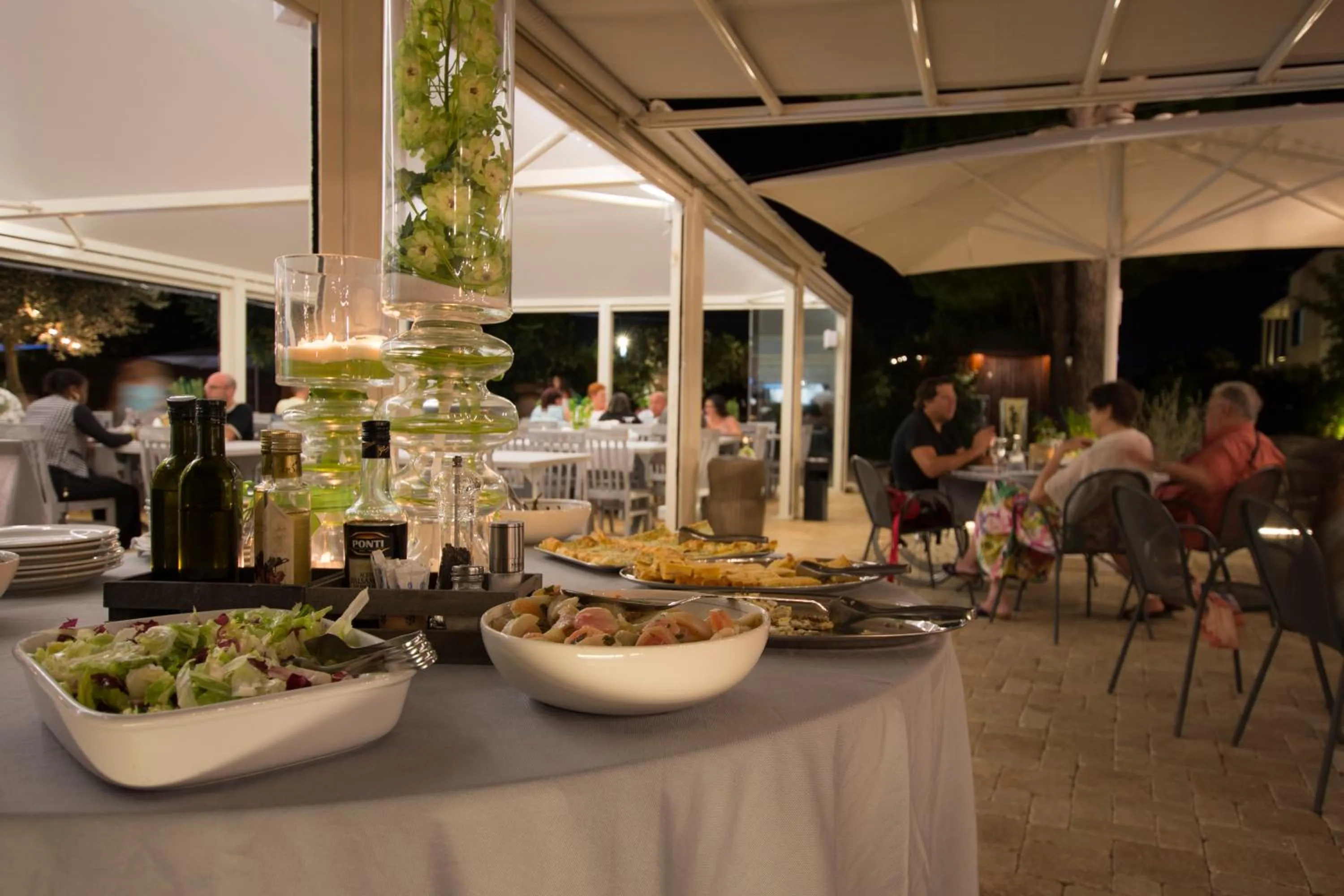 Restaurant/places to eat in Hotel Garden Salento