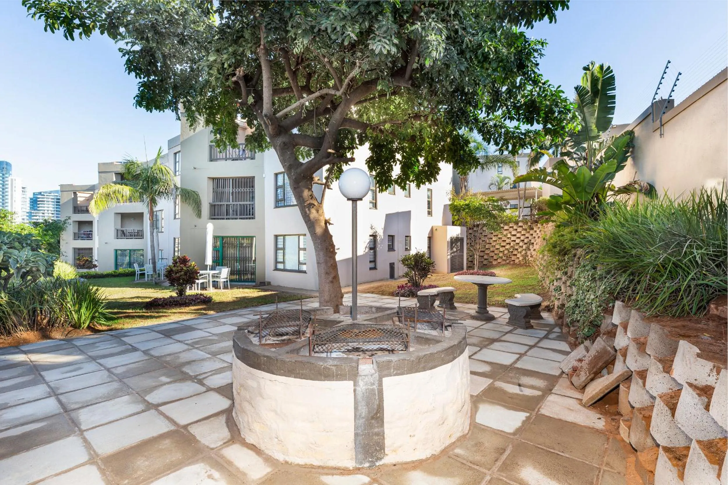 BBQ facilities in 14 The Shades - by Stay in Umhlanga