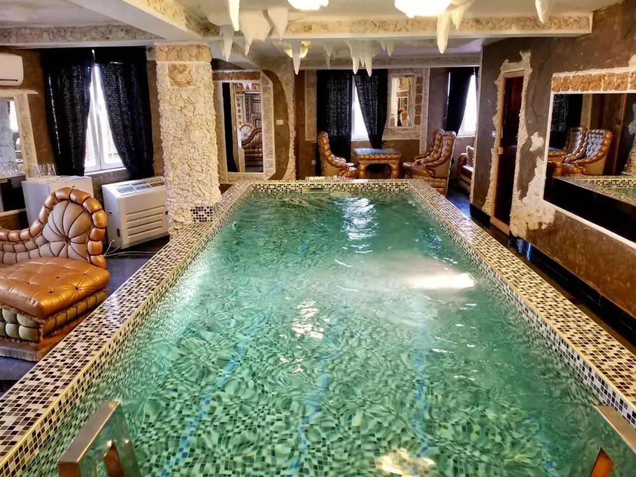 Presidential Suite in Bali Colosseum Hotel Presidential Suite in Bali Colosseum Hotel