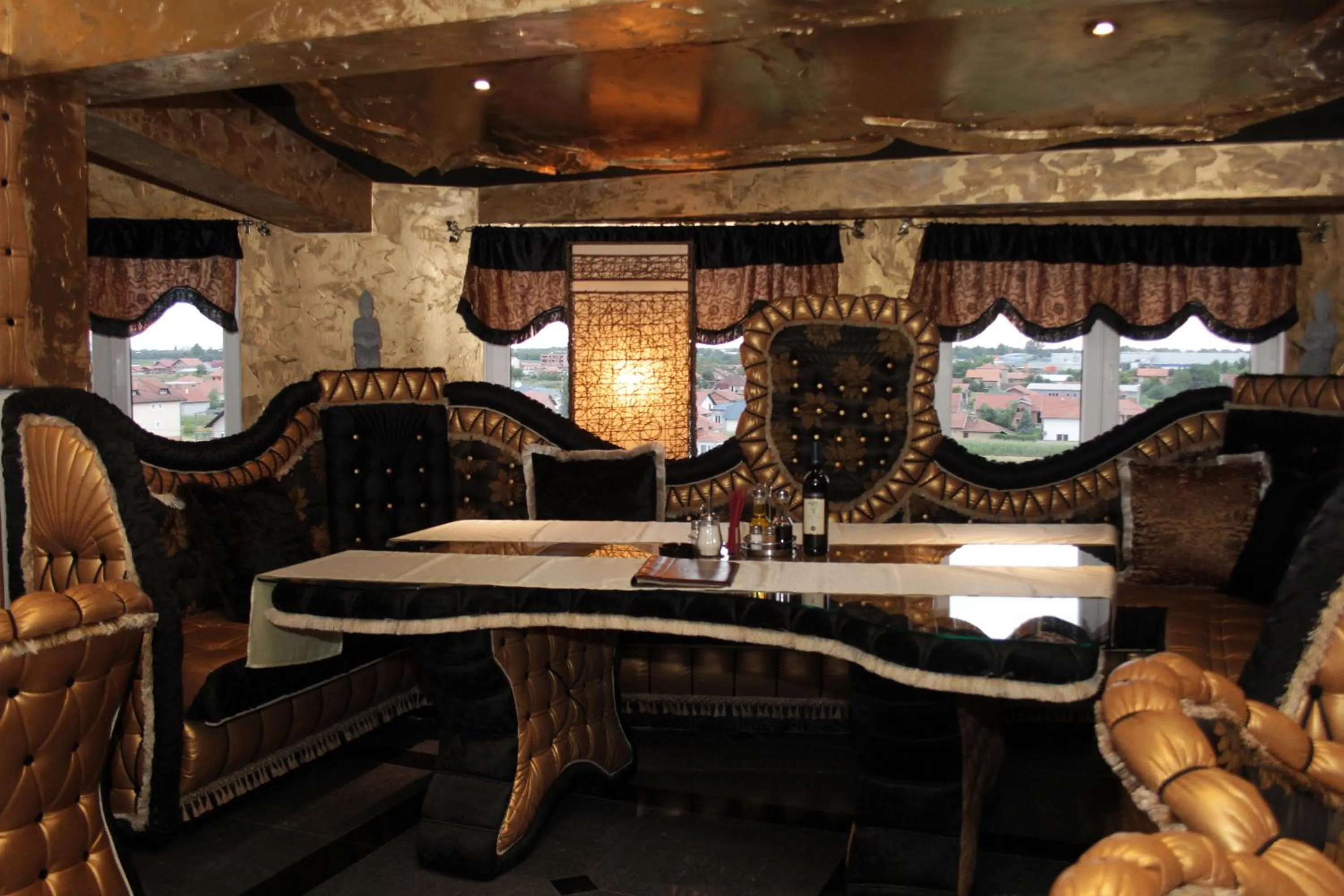 Business facilities in Bali Colosseum Hotel