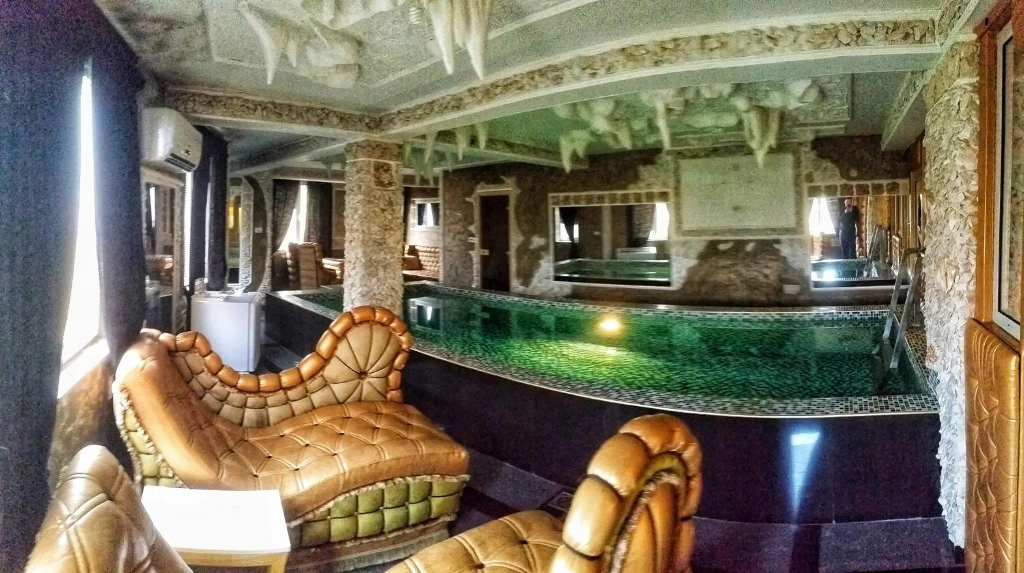 Bali Colosseum Hotel