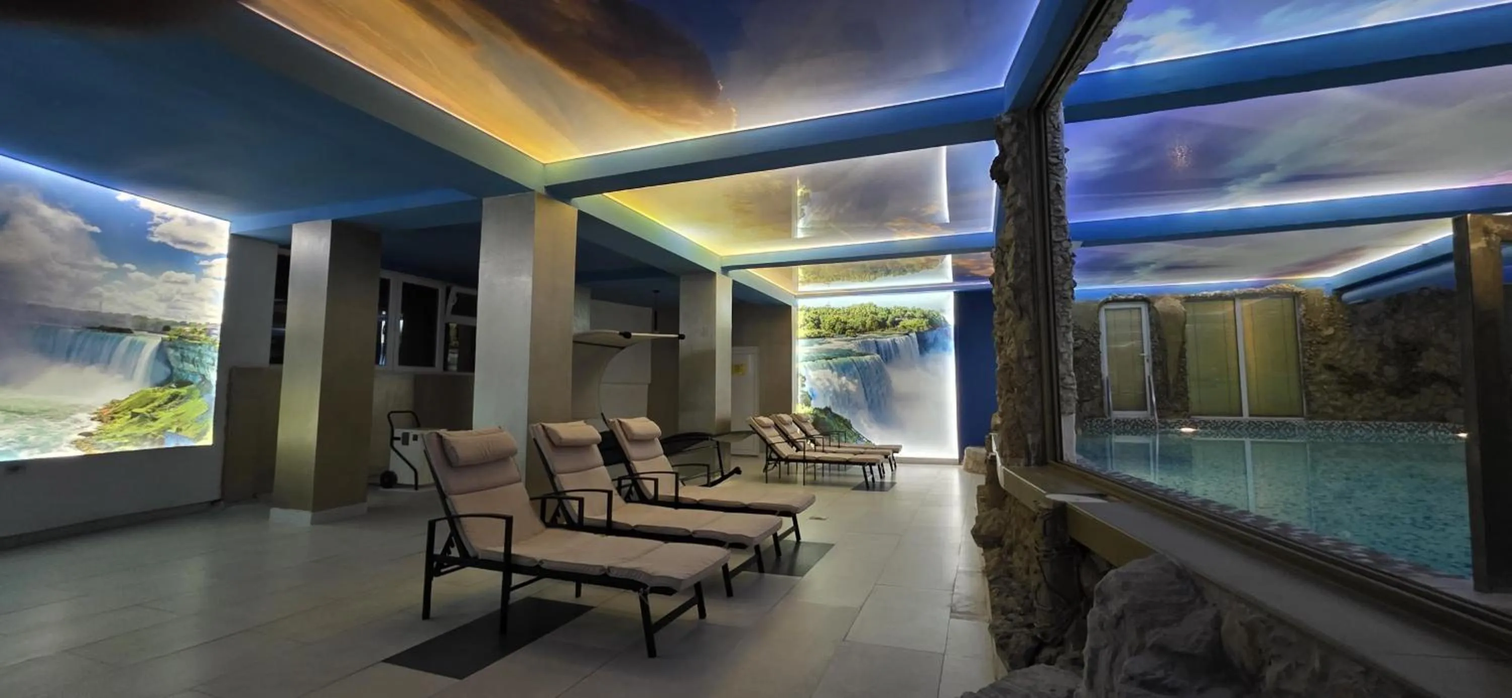 Bali Colosseum Hotel