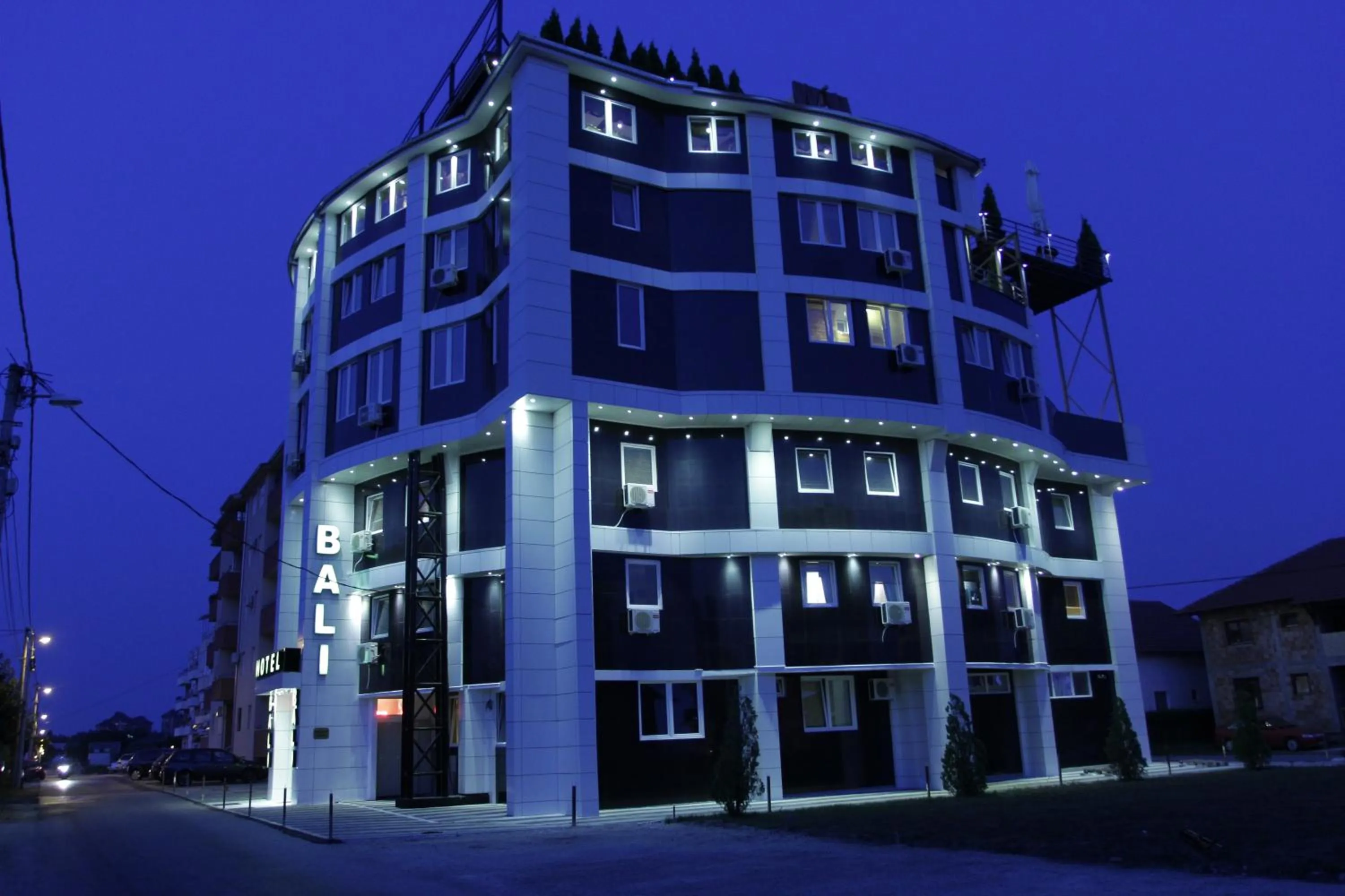 Property building in Bali Colosseum Hotel