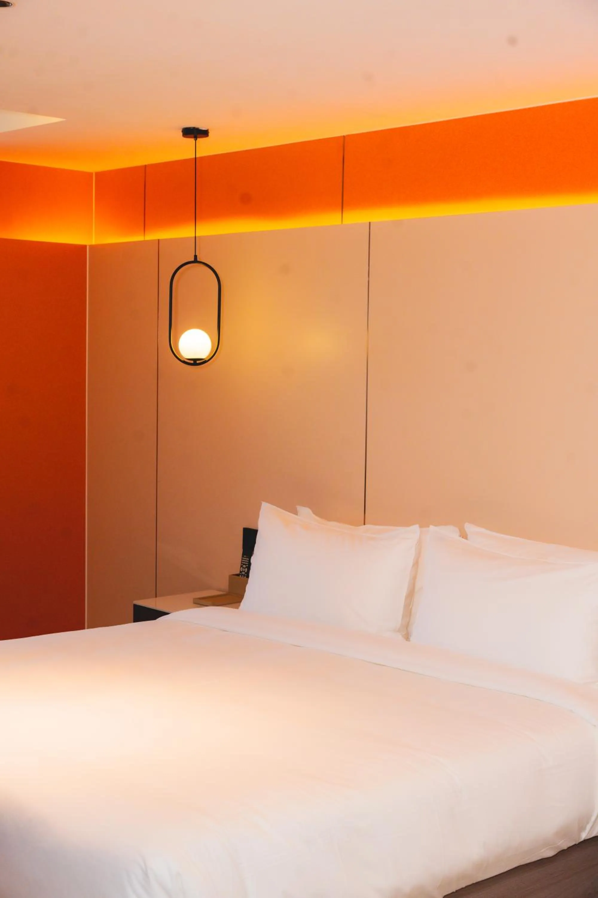 Bed in Jiuding Joy Hotel