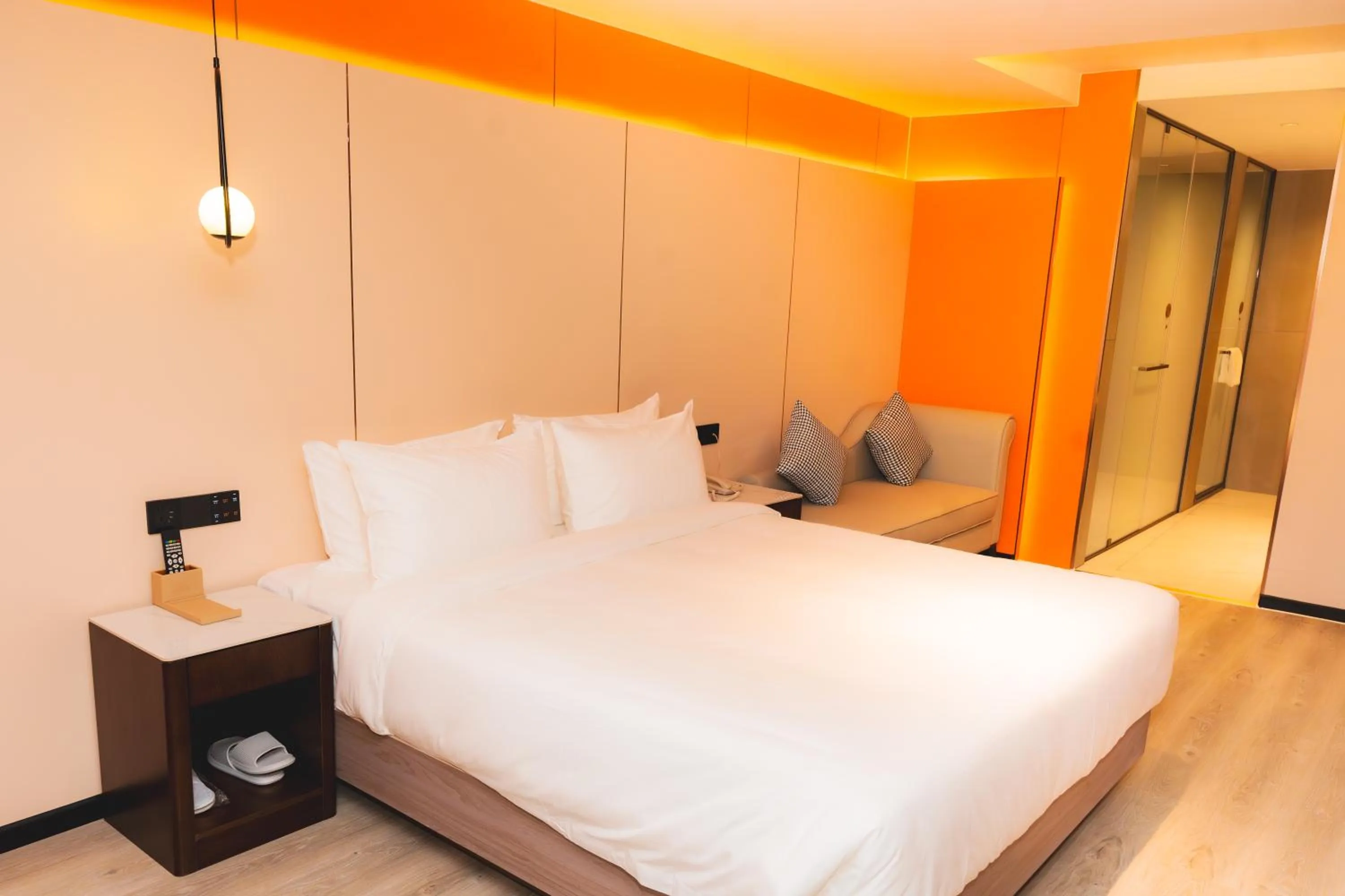 Bed in Jiuding Joy Hotel