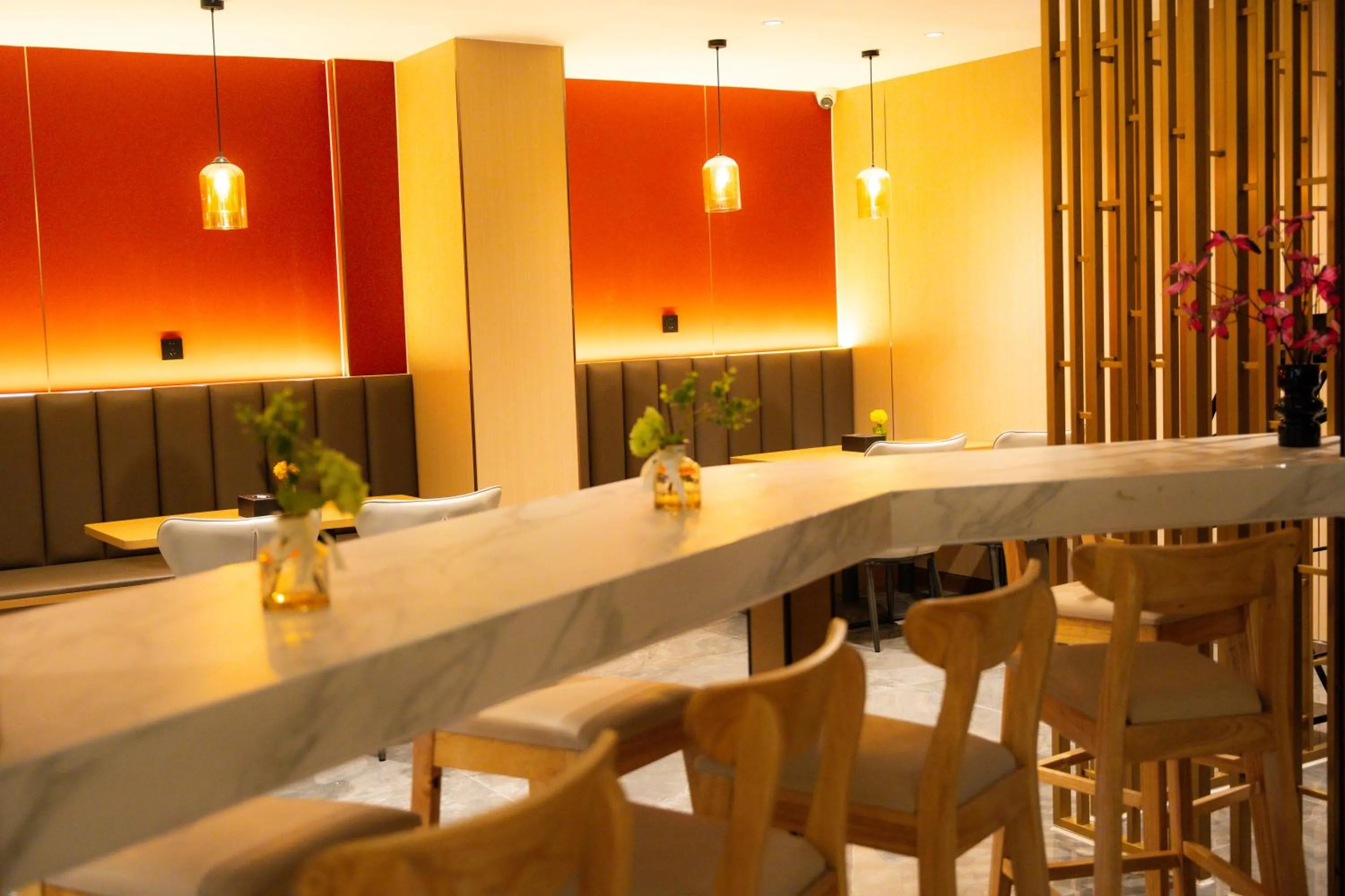 Seating area in Jiuding Joy Hotel