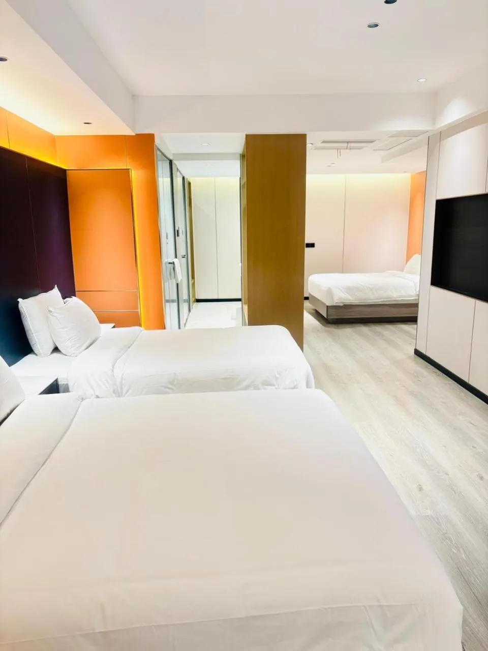 Bed in Jiuding Joy Hotel