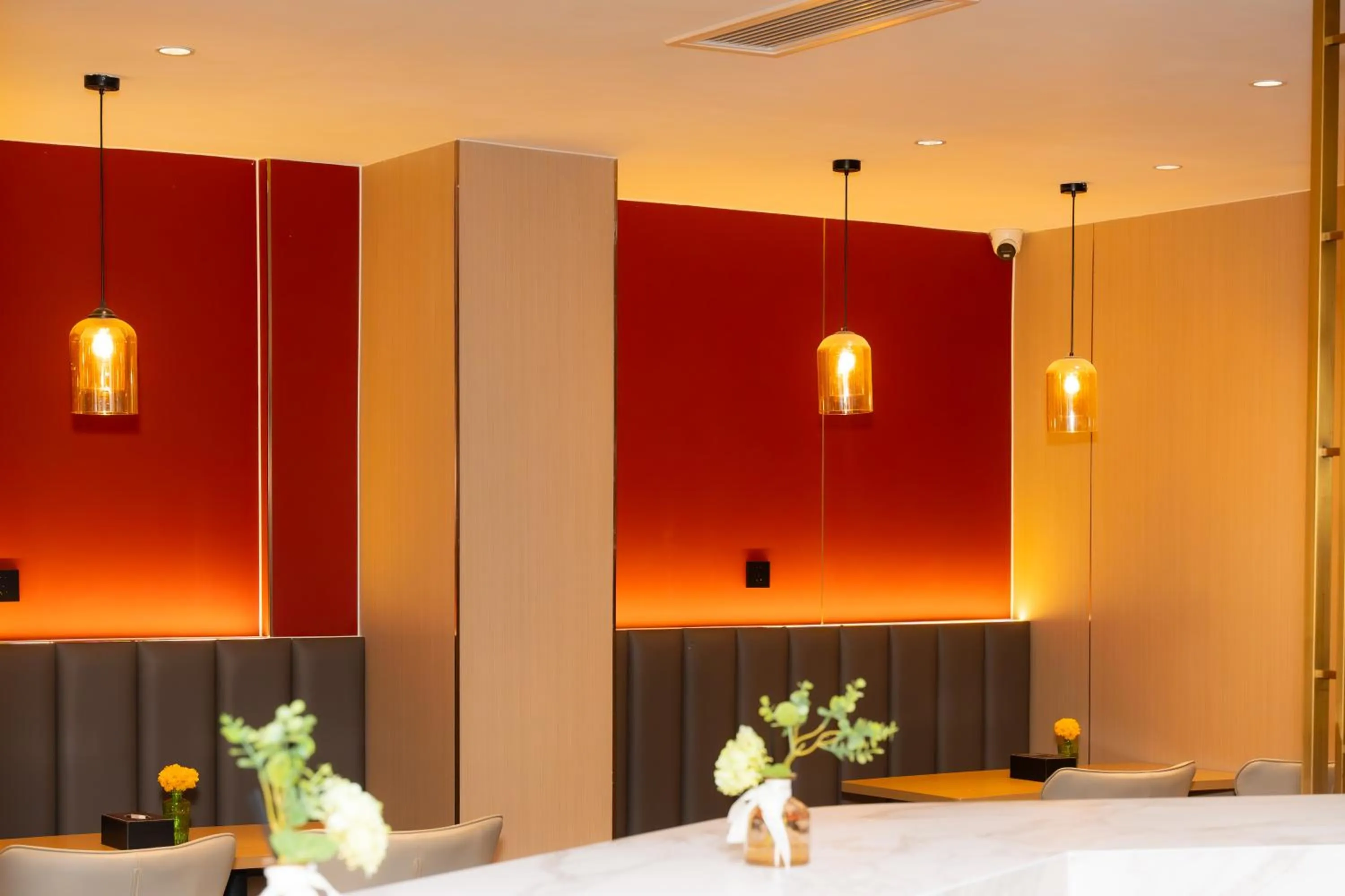 Coffee/tea facilities in Jiuding Joy Hotel