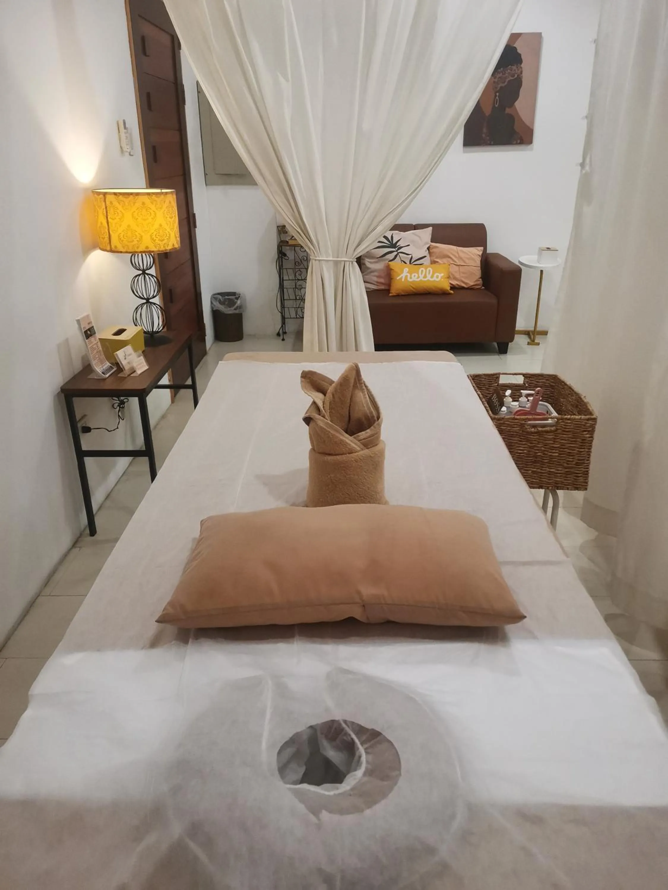 Spa and wellness centre/facilities, Bed in Palette in Angeles Pampanga near Clark International Airport Formerly Boss Hotel