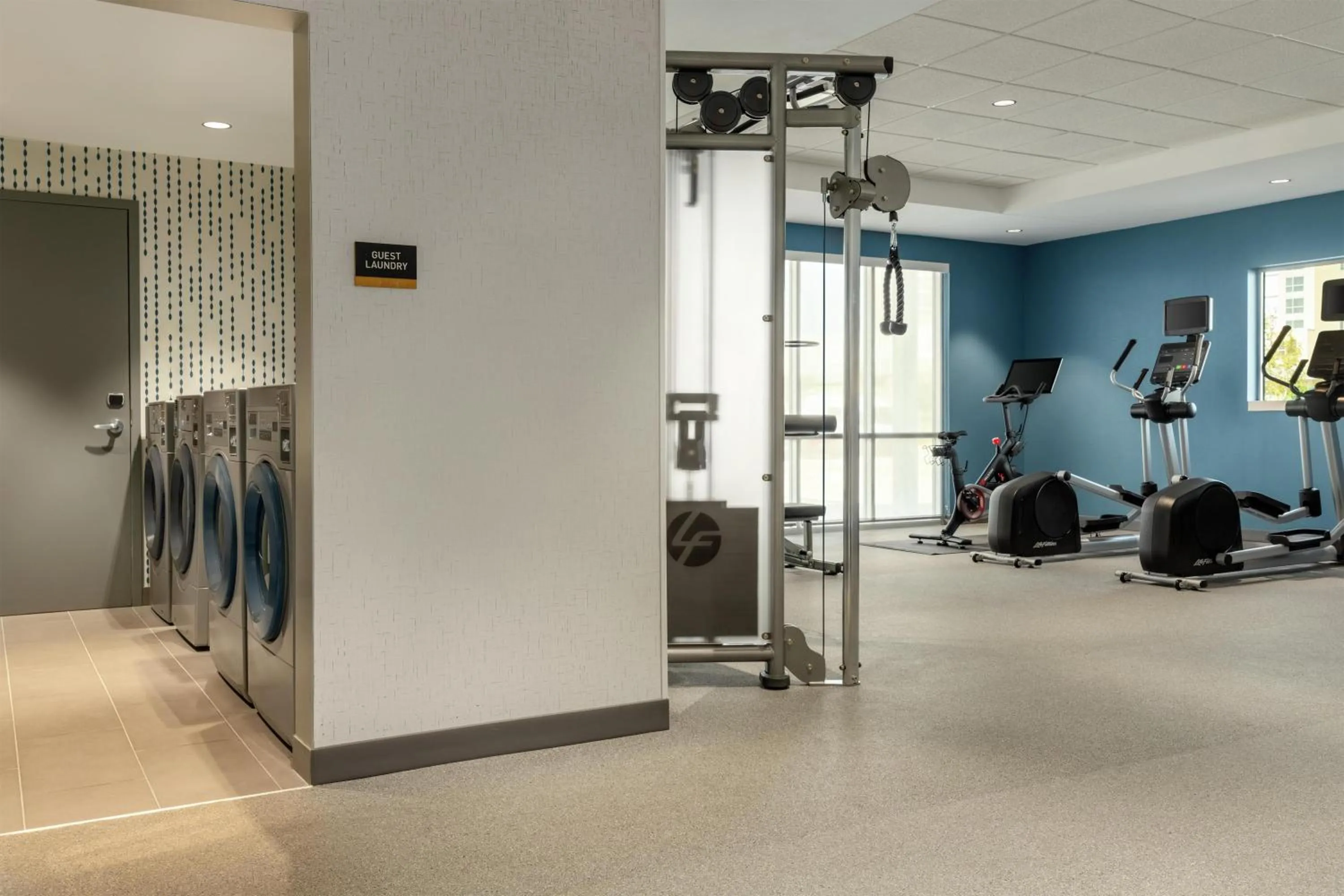 Fitness centre/facilities in Home2 Suites By Hilton Denton