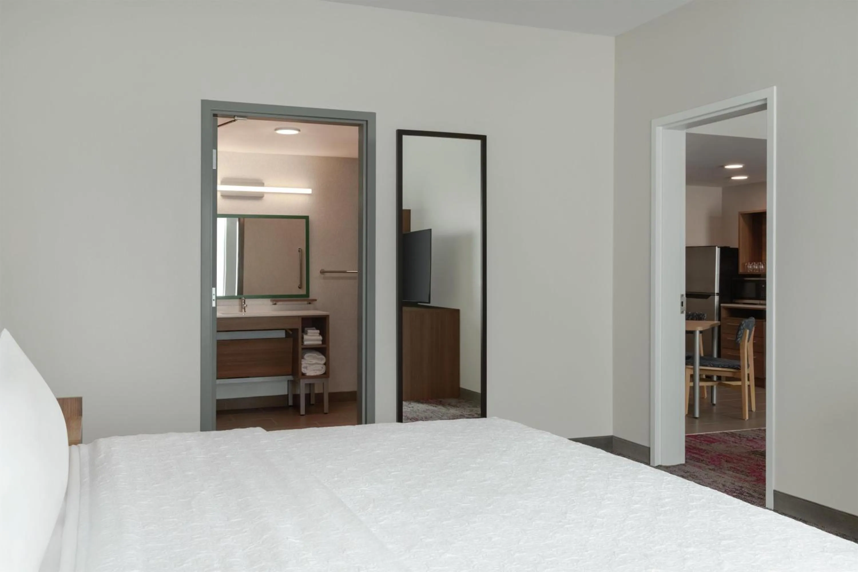 Bed in Home2 Suites By Hilton Denton