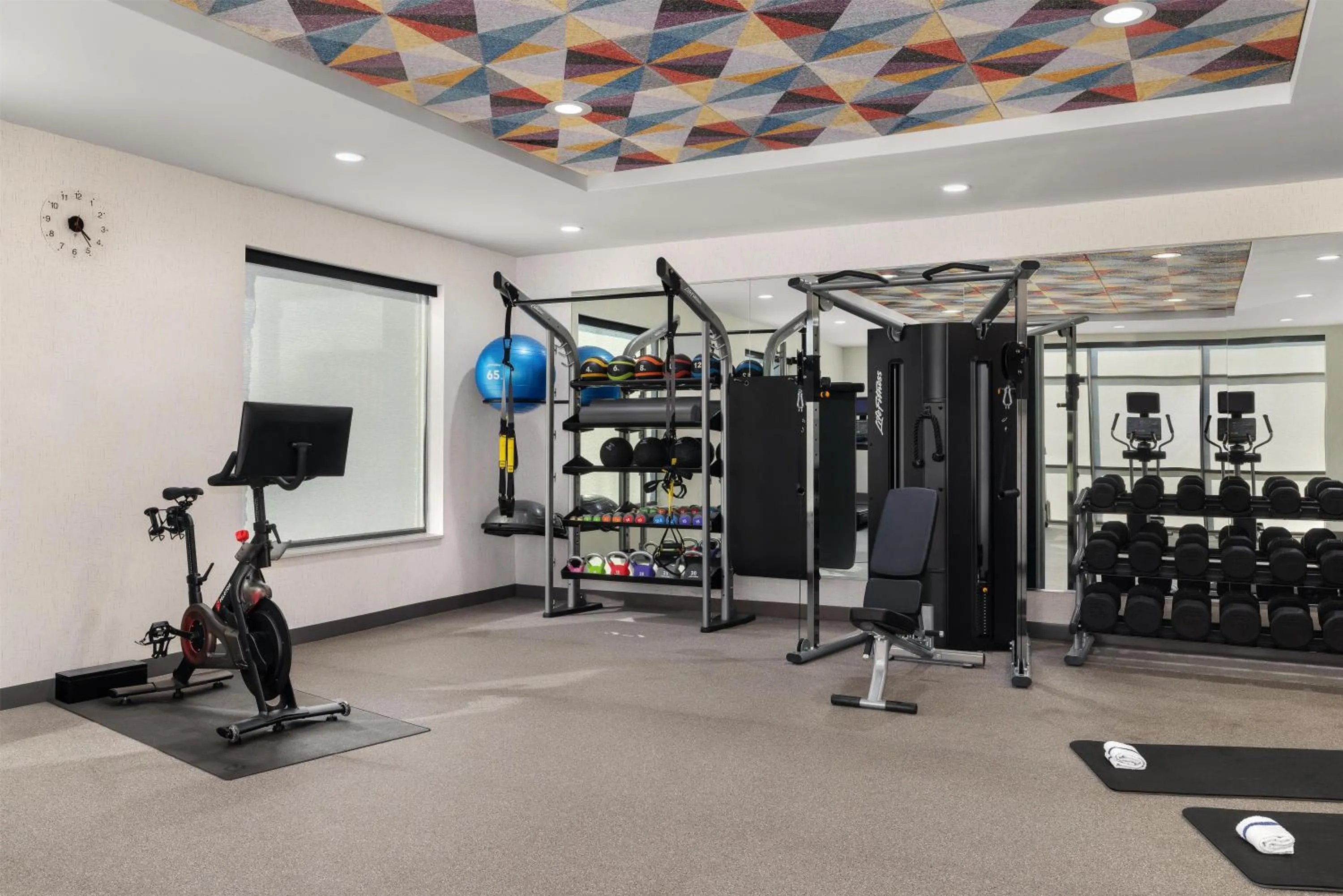 Fitness centre/facilities in Home2 Suites By Hilton Muncie