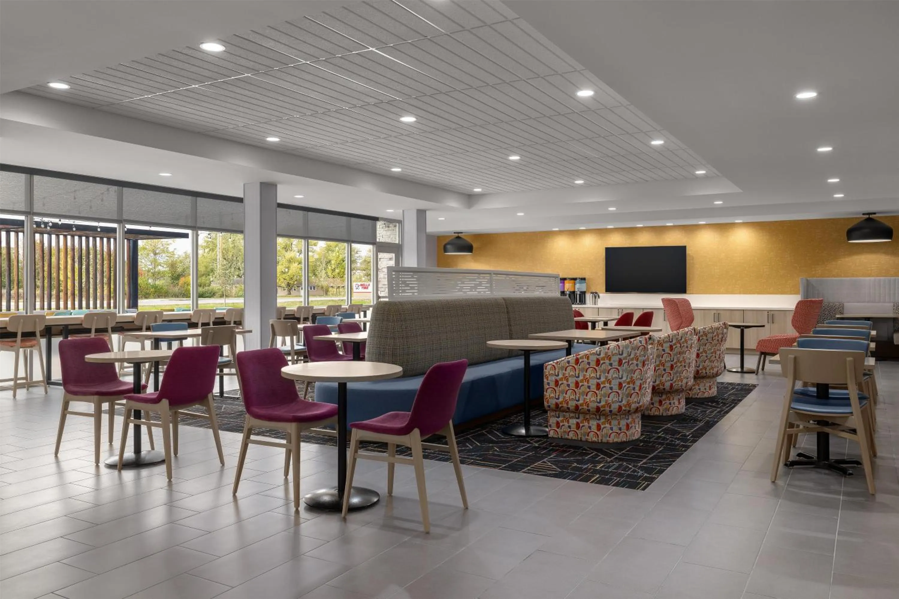 Lobby or reception in Home2 Suites By Hilton Muncie