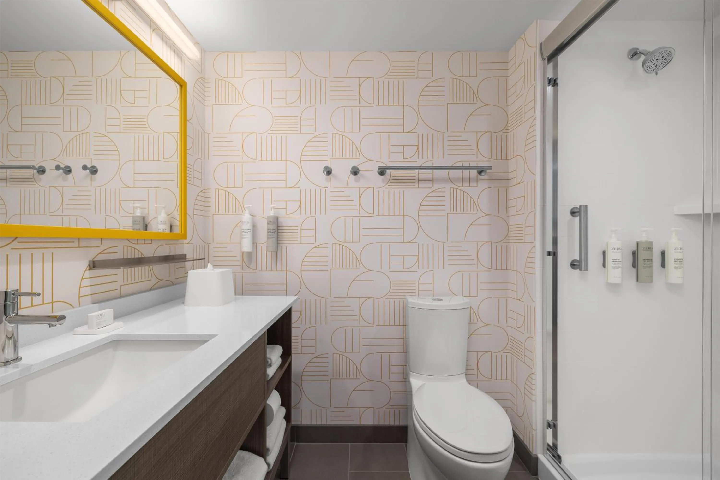 Bathroom in Home2 Suites By Hilton Muncie