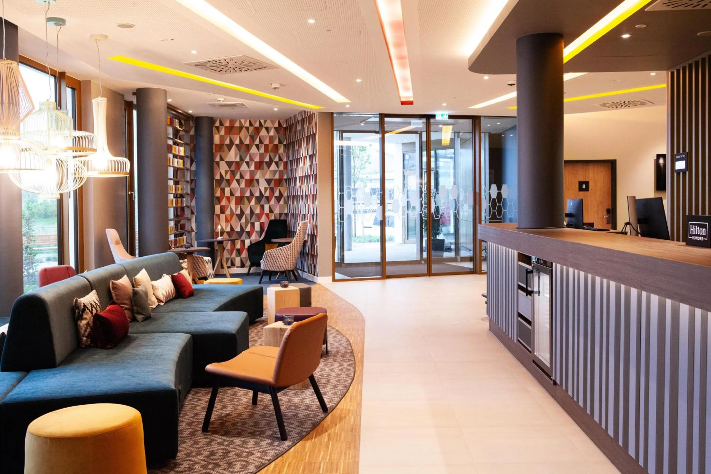 Lobby or reception in Hampton By Hilton Stuttgart Airport