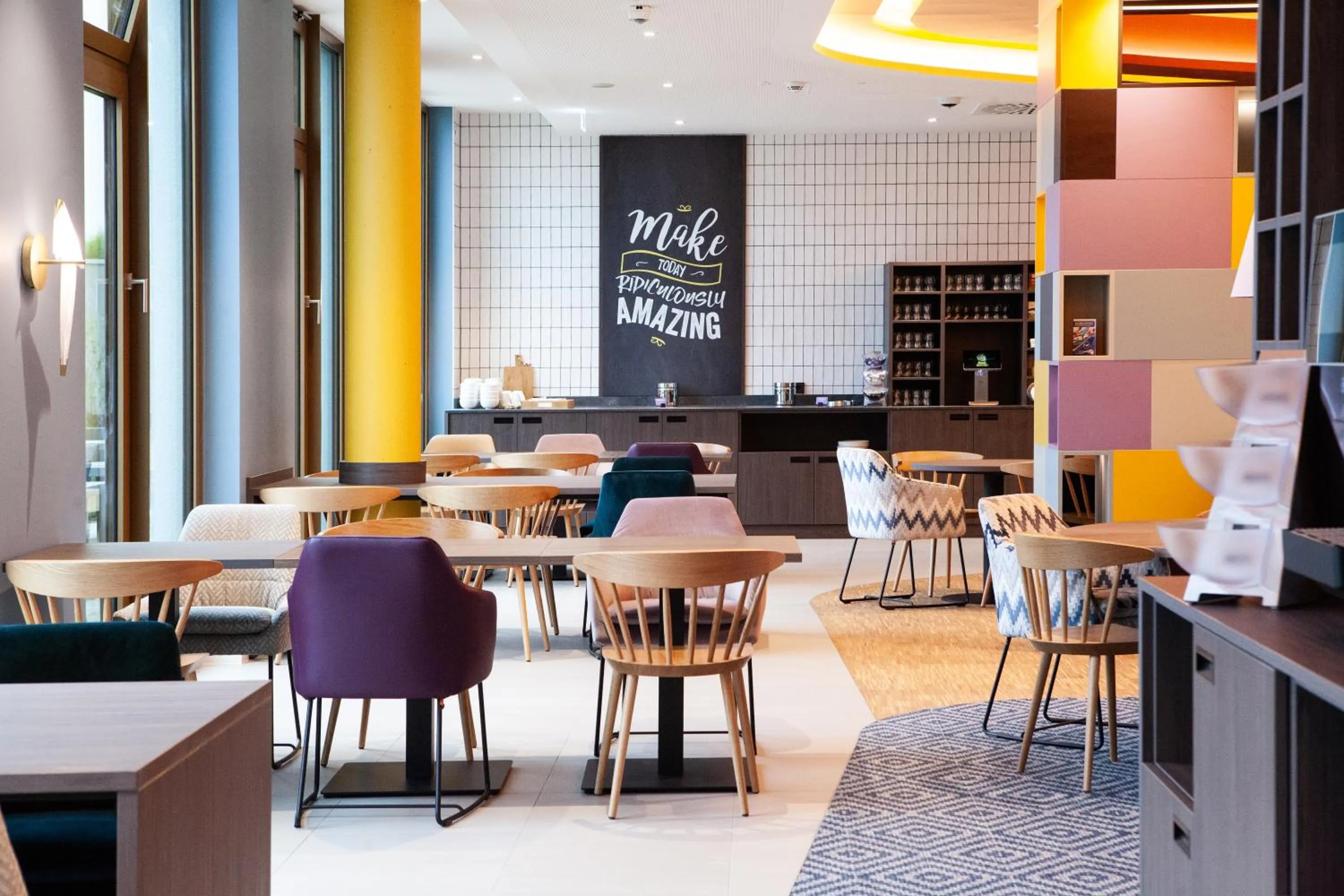 Restaurant/places to eat in Hampton By Hilton Stuttgart Airport