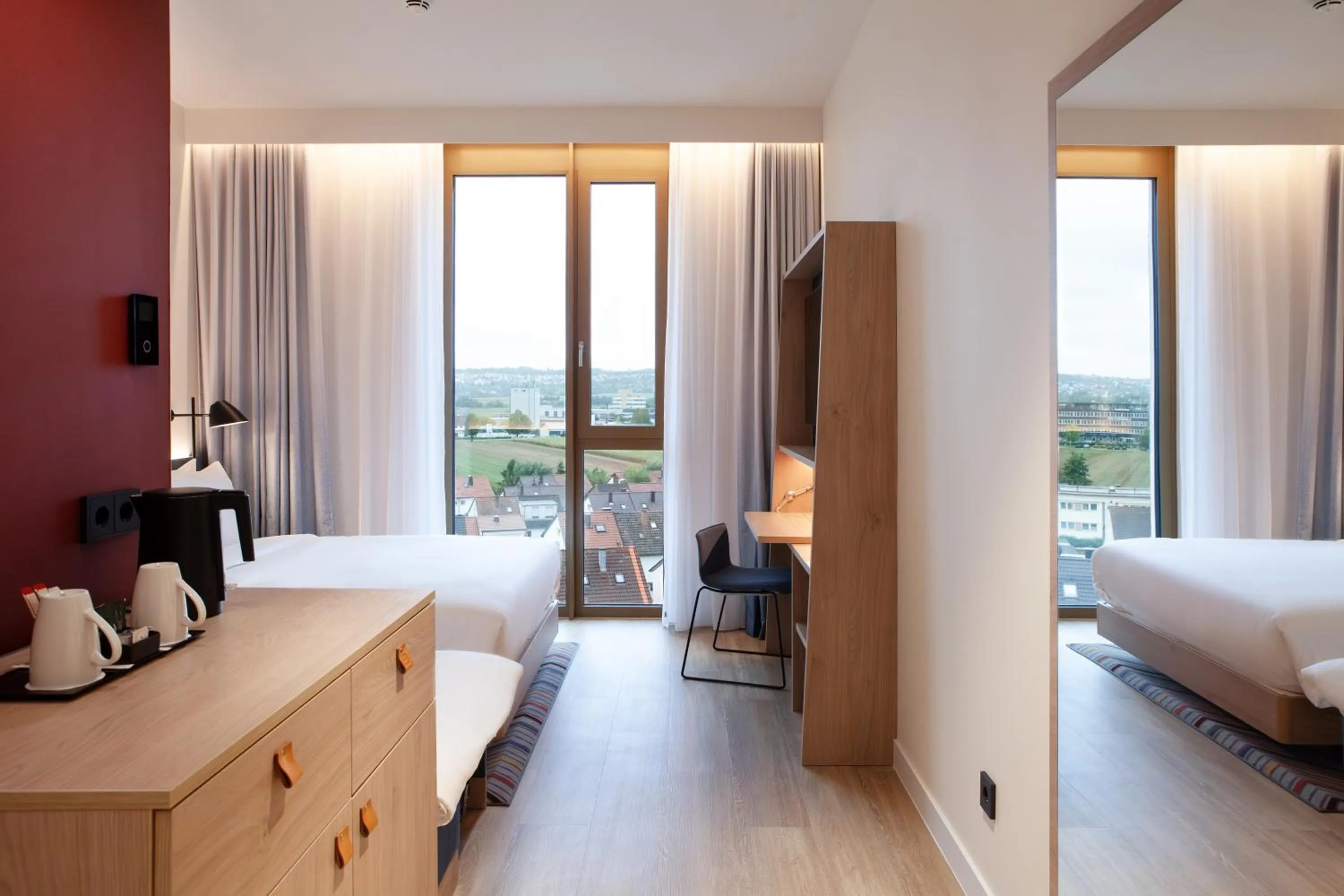 Bedroom, Bed in Hampton By Hilton Stuttgart Airport