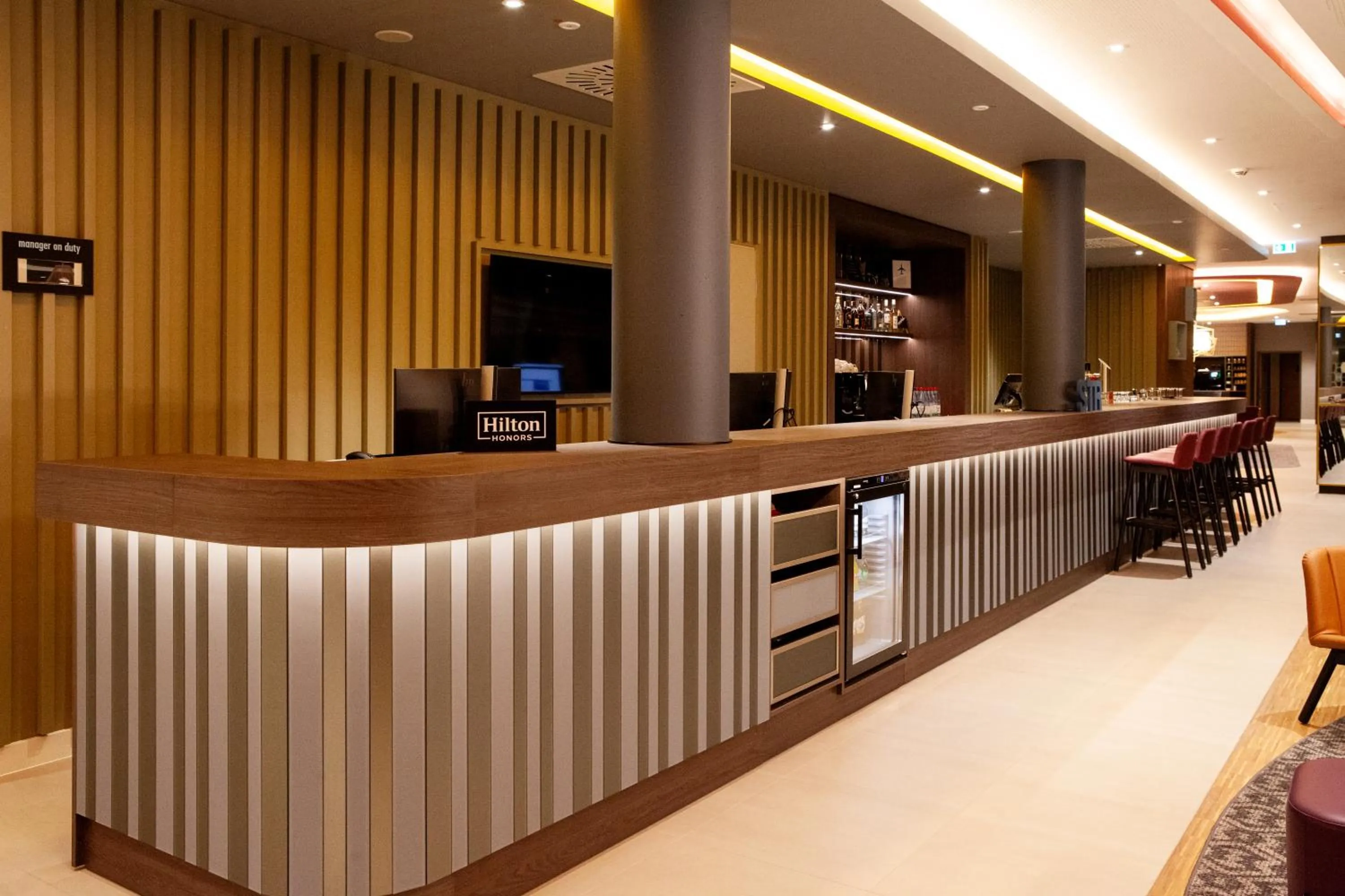 Lobby or reception in Hampton By Hilton Stuttgart Airport